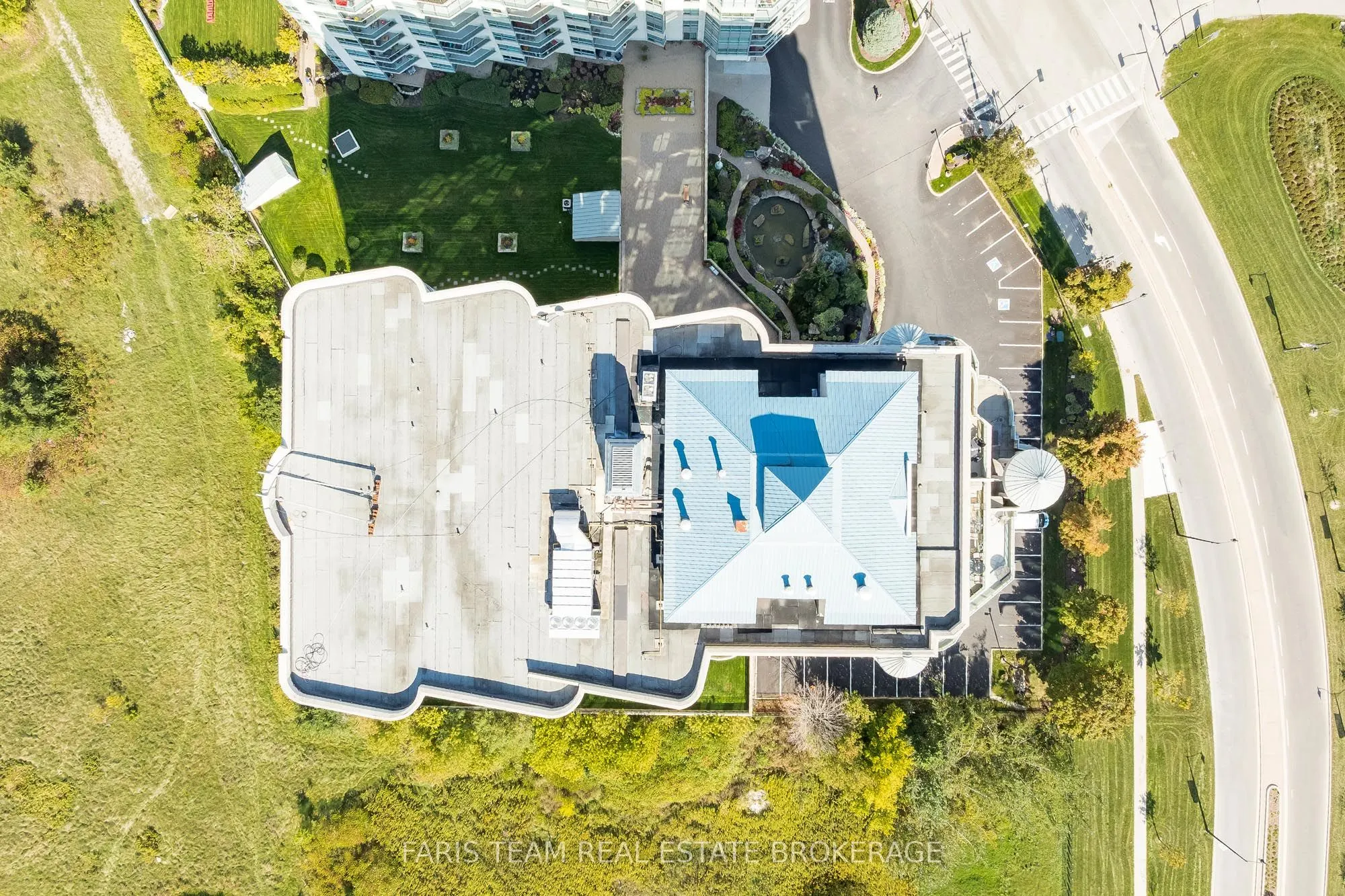 2 Toronto Street, #1409