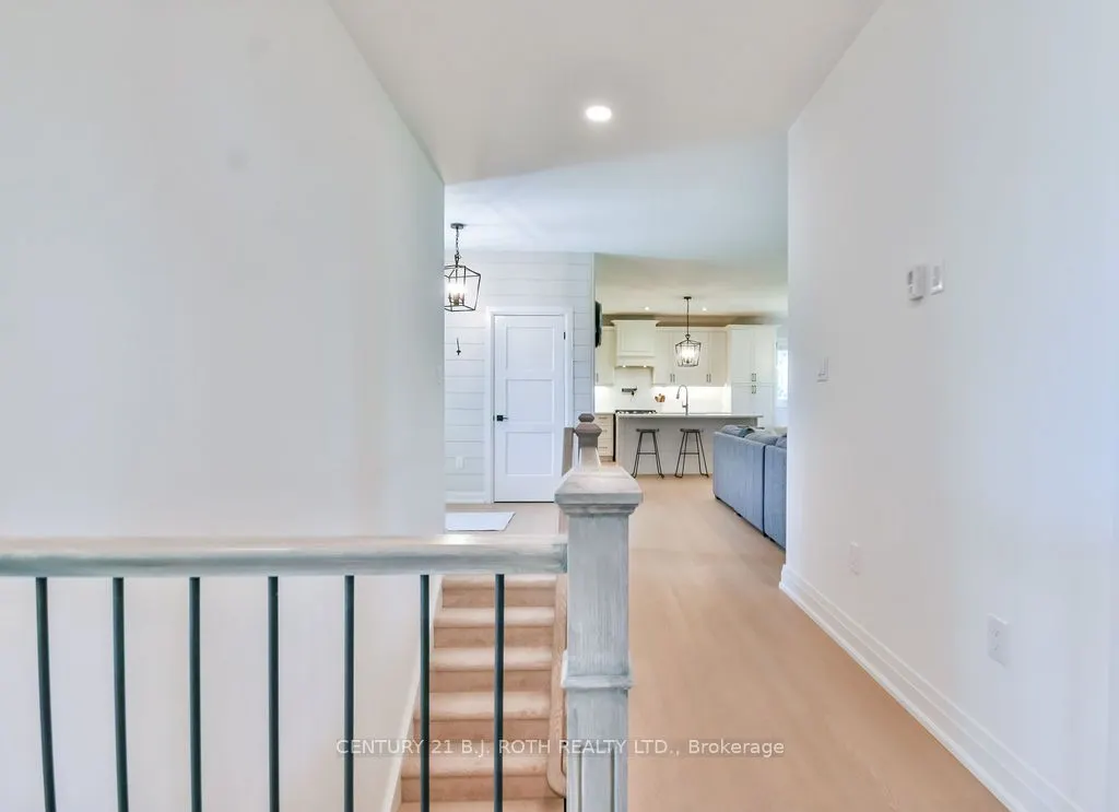 51 CHESLOCK Crescent