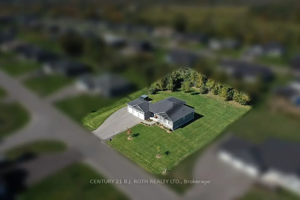 51 CHESLOCK Crescent