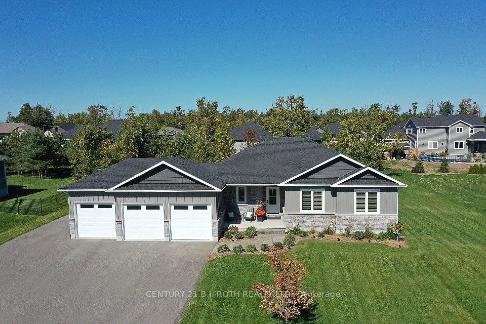 51 CHESLOCK Crescent