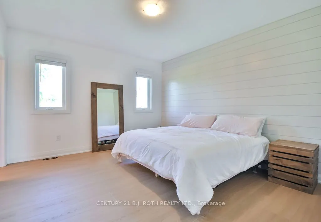 51 CHESLOCK Crescent