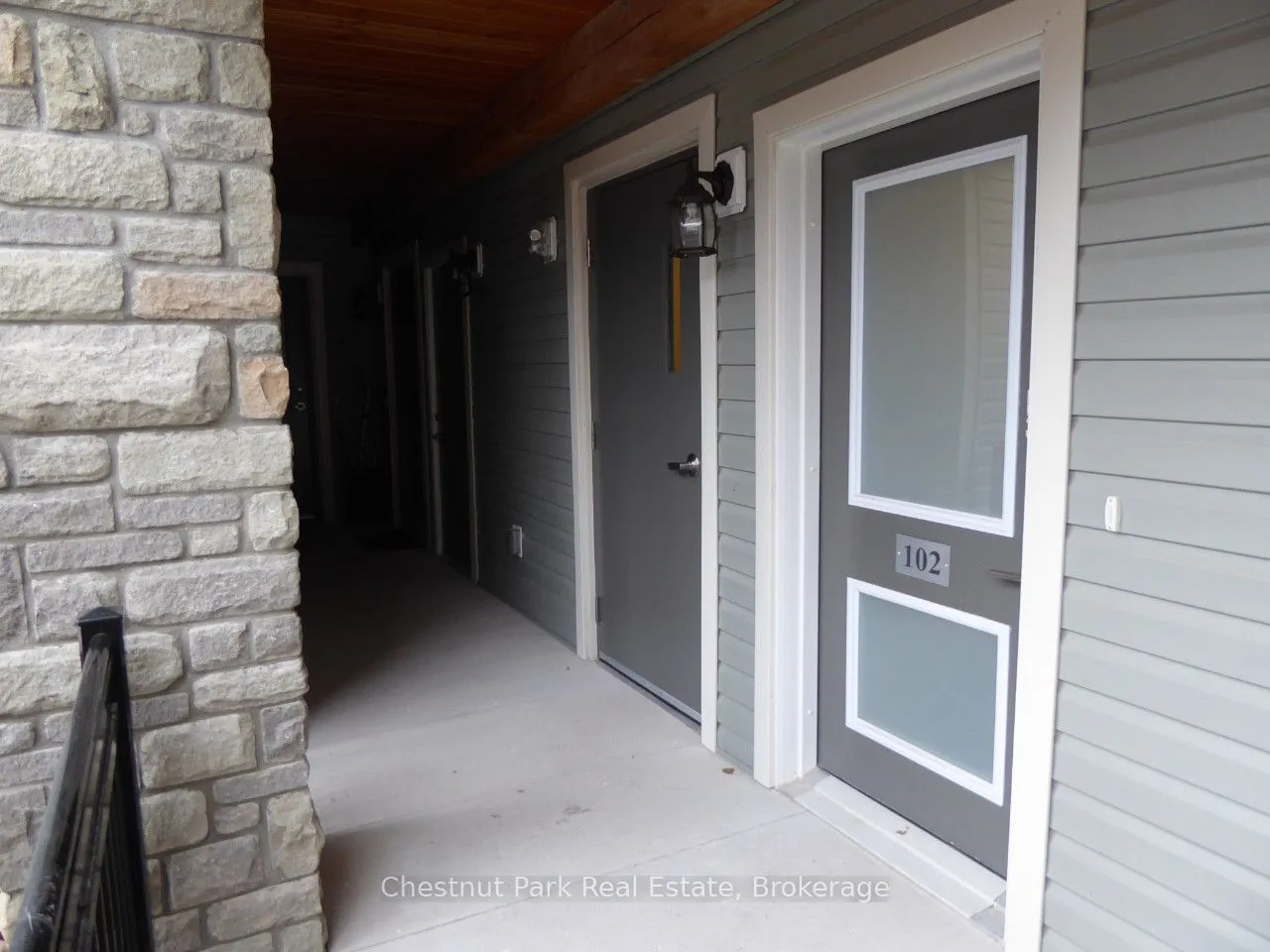 2 Cove Court, #102