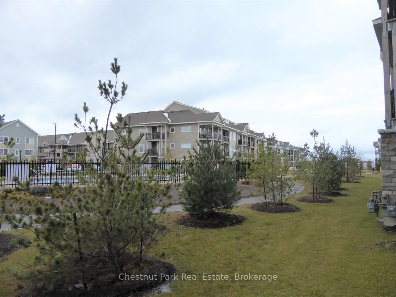 2 Cove Court, #102