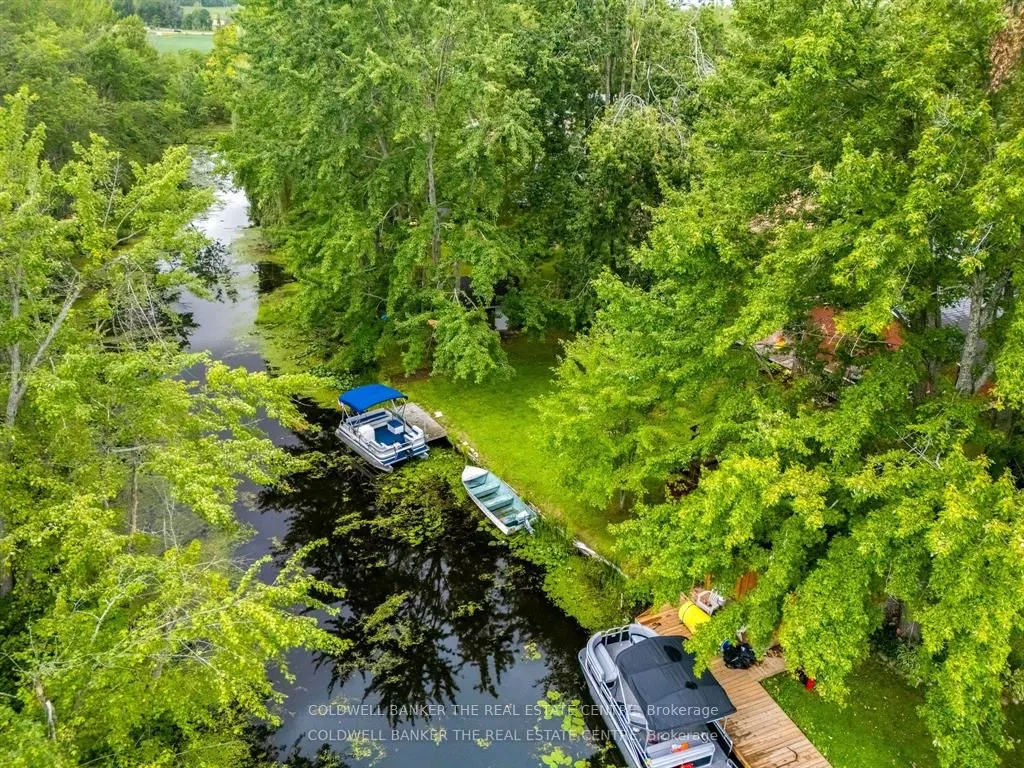 2656 Westshore Crescent