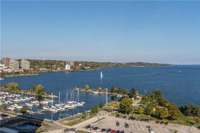 37 Ellen Street, #1403