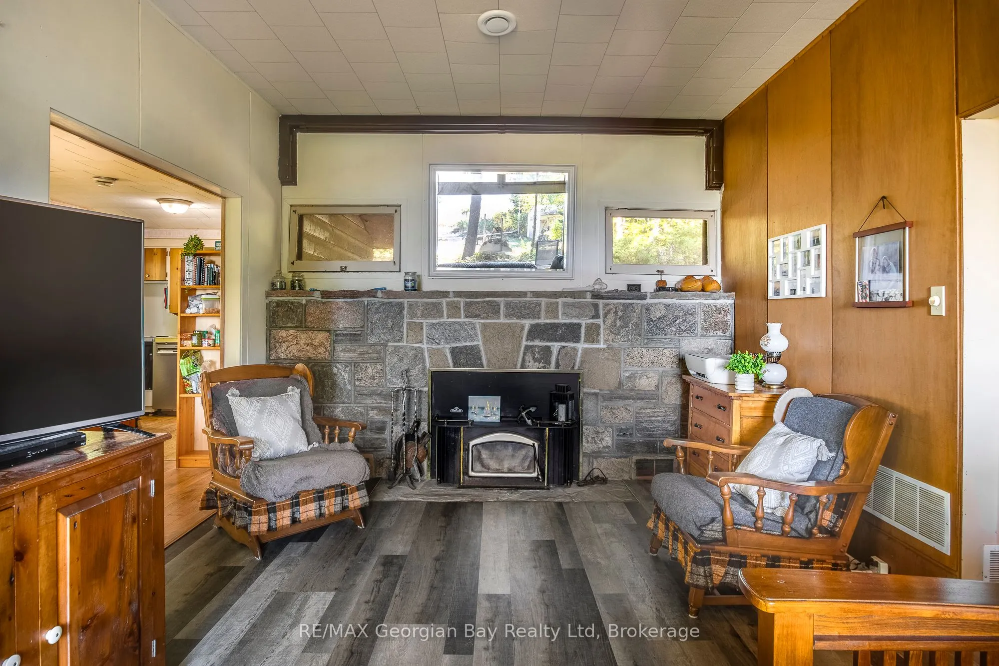 100 Nottawaga Drive