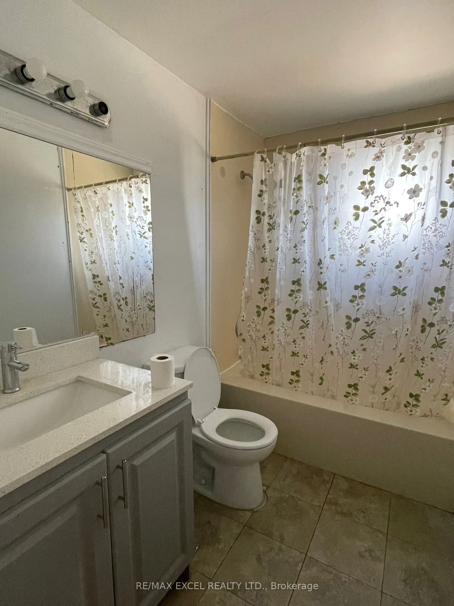 24 Sylvia Street, #Front Unit