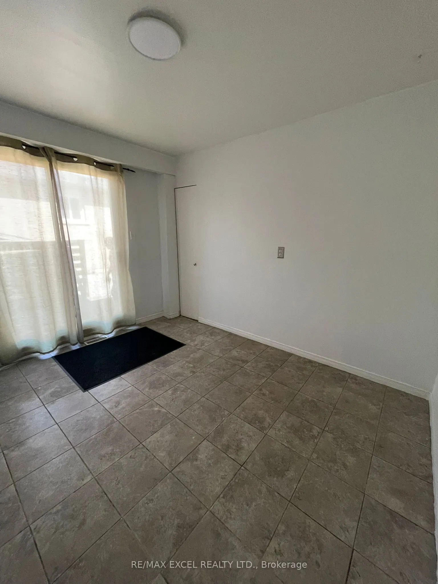 24 Sylvia Street, #Front Unit