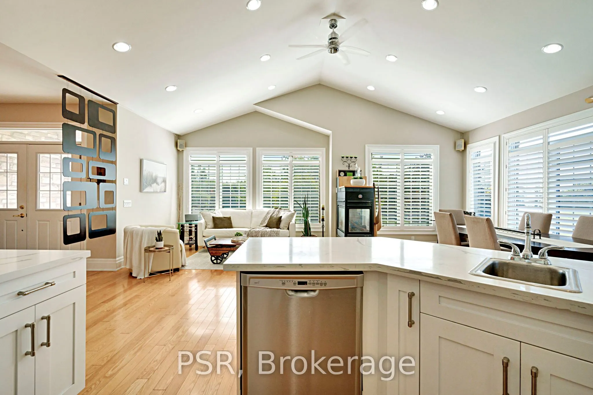 2884 Sunnydale Lane