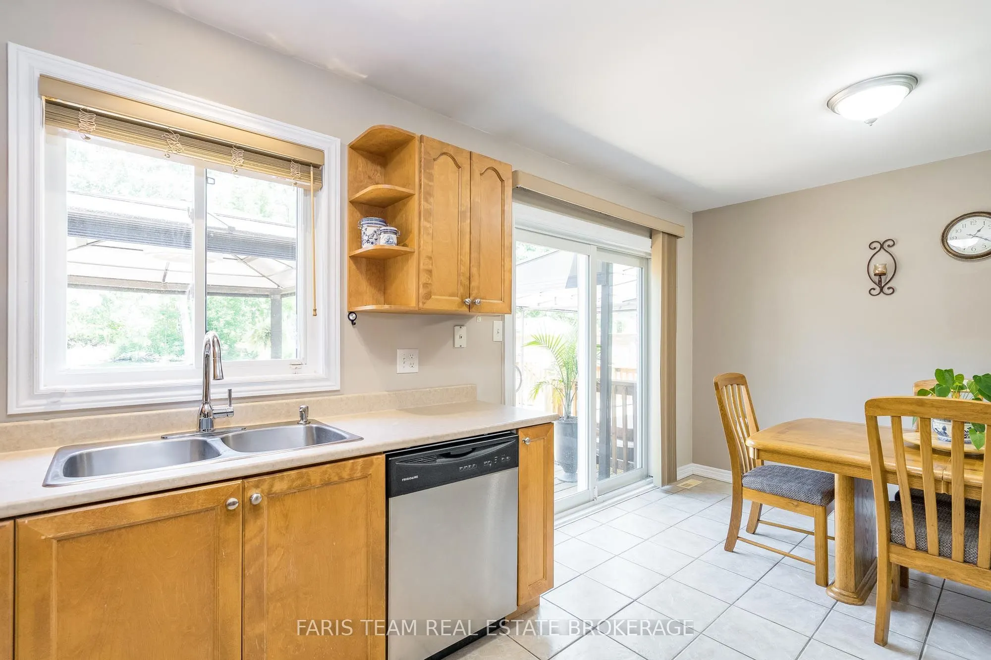 290 Edgehill Drive