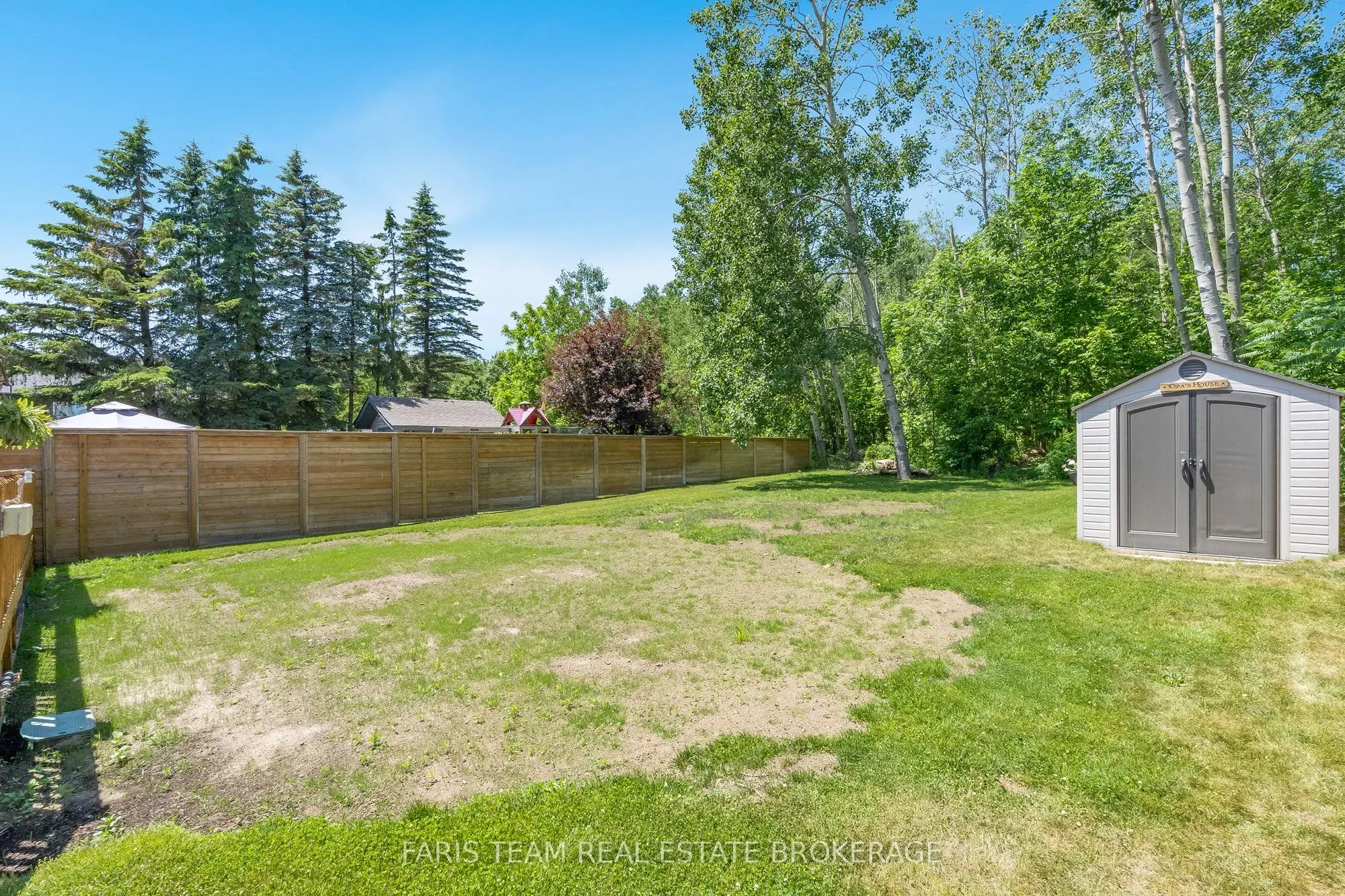 290 Edgehill Drive