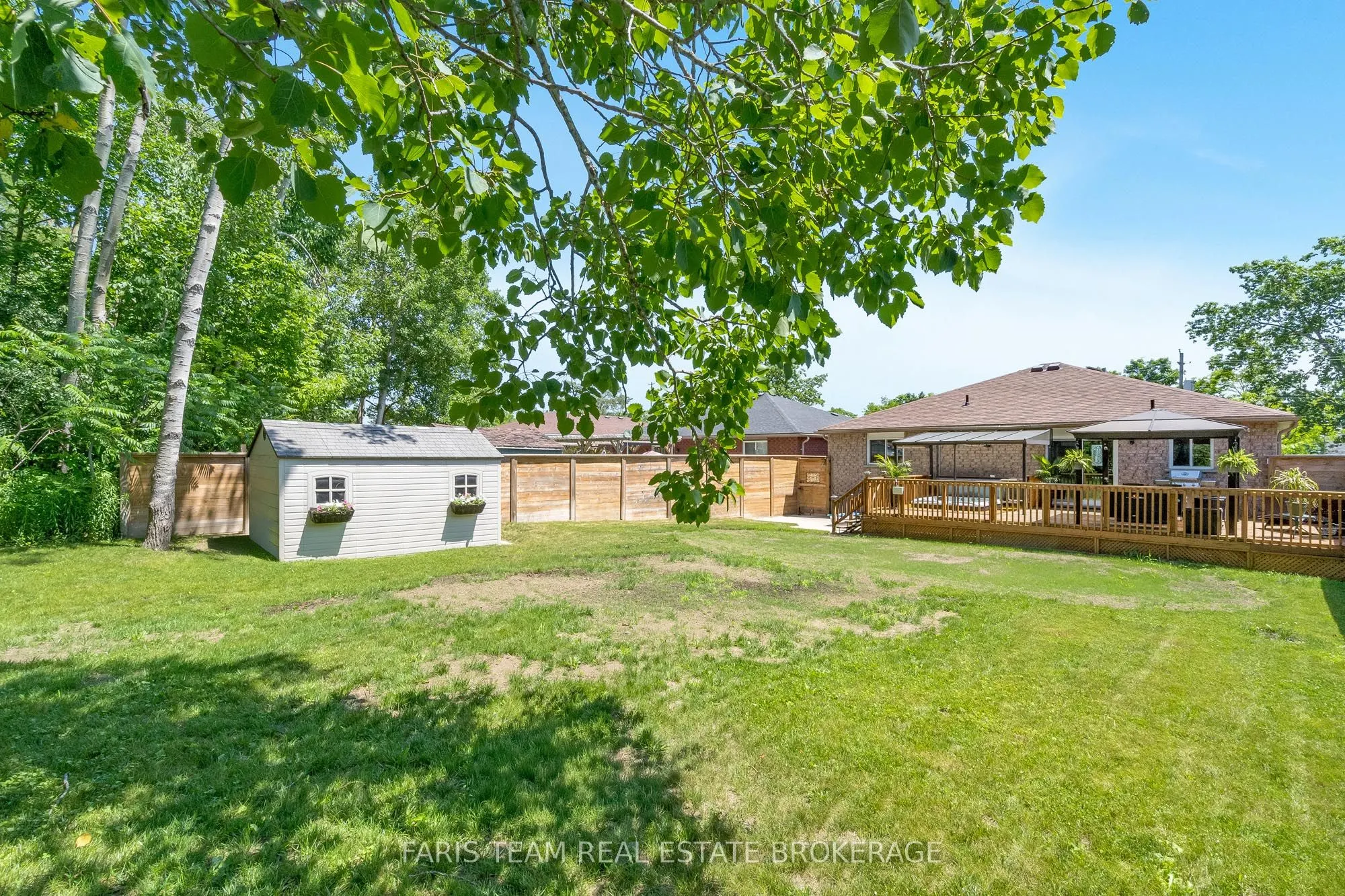 290 Edgehill Drive