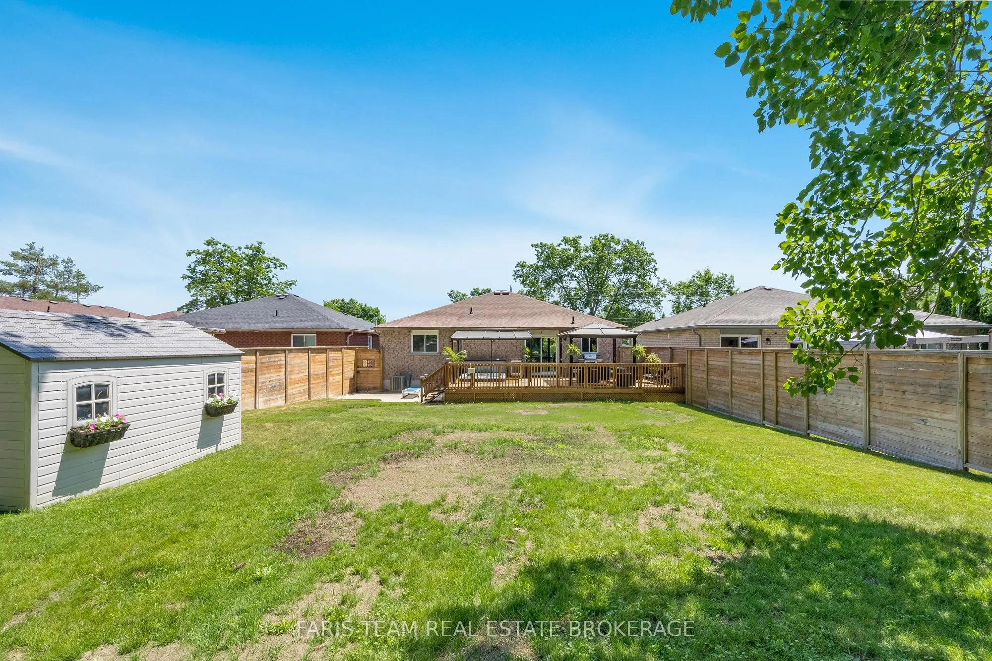 290 Edgehill Drive