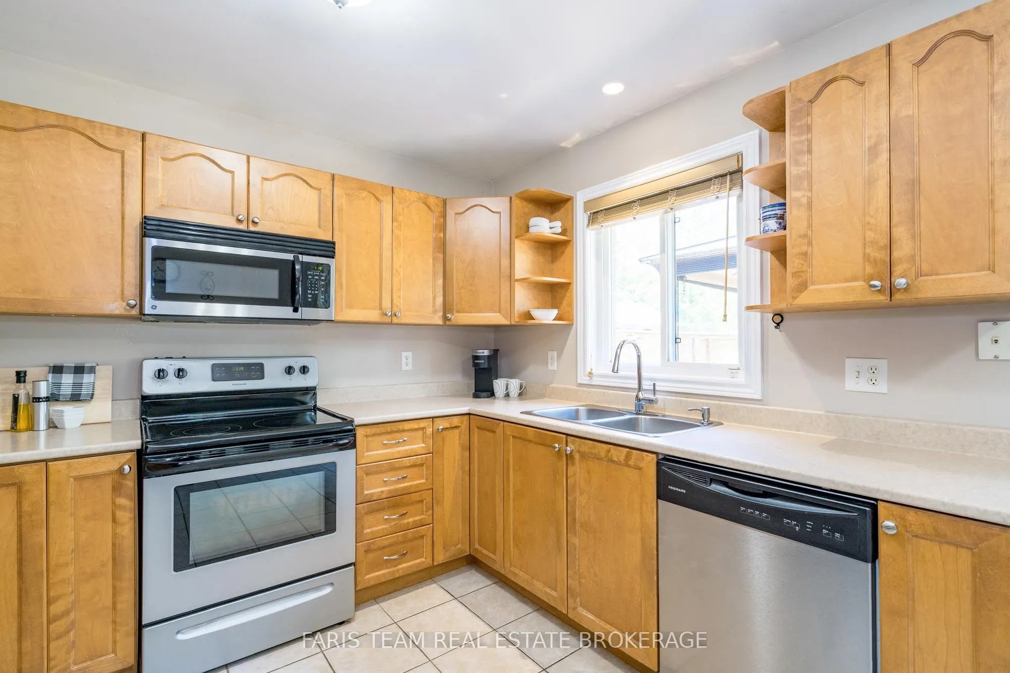 290 Edgehill Drive