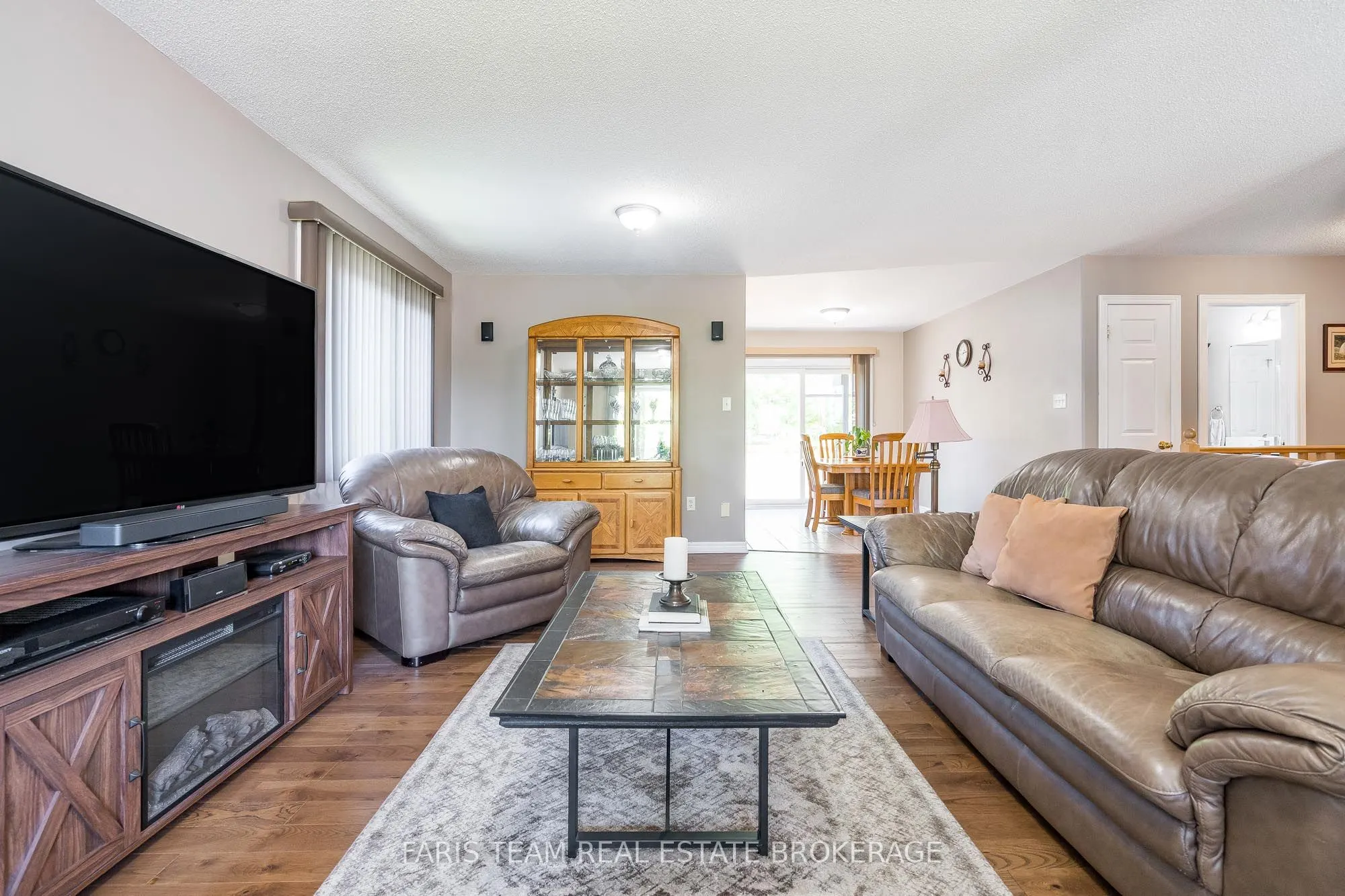 290 Edgehill Drive