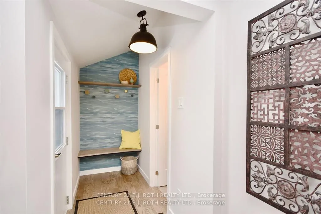 263 Robins Point Road