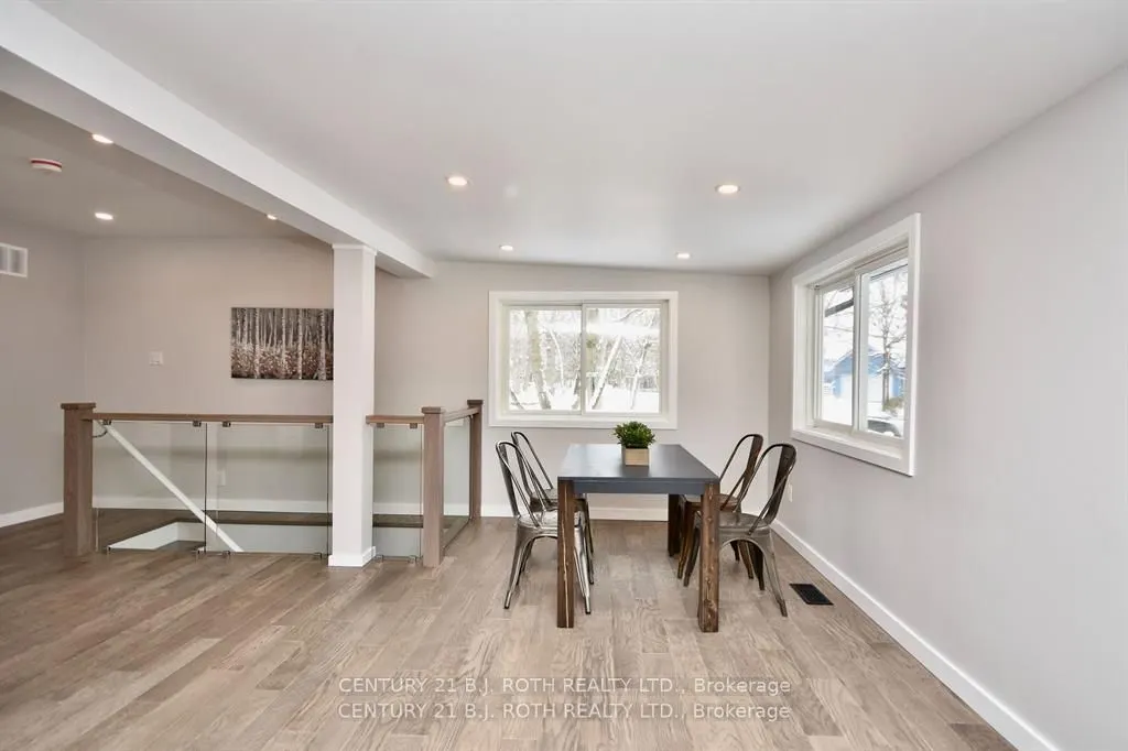 263 Robins Point Road