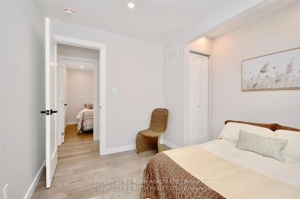 263 Robins Point Road
