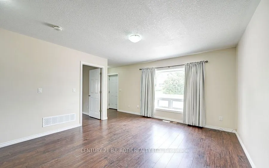 303 MOFFAT Street, #1