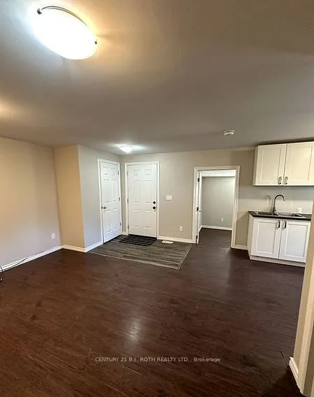 303 MOFFAT Street, #3