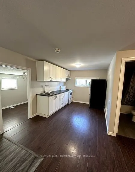 303 MOFFAT Street, #3