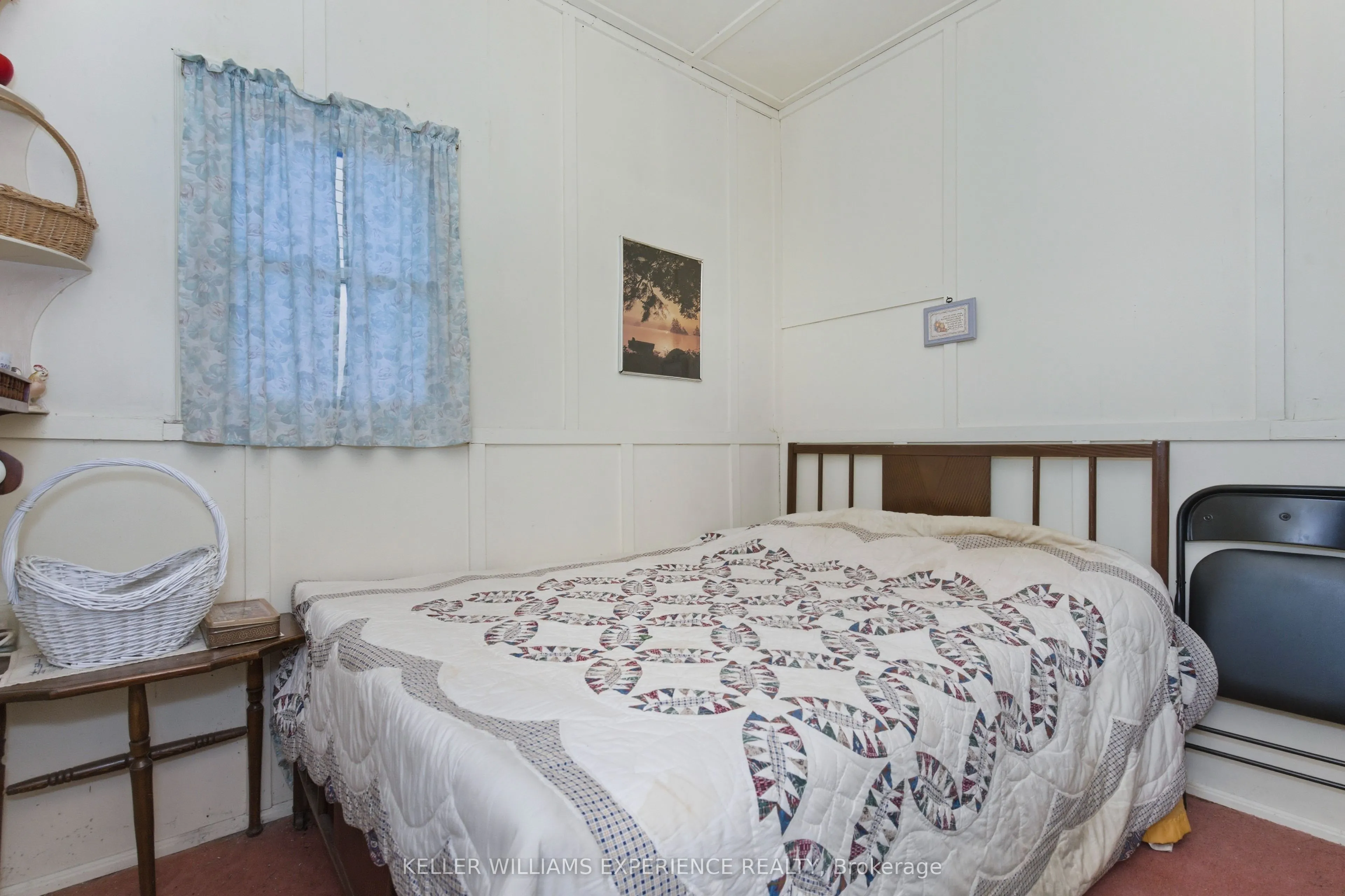 2007 Tiny Beaches Road S