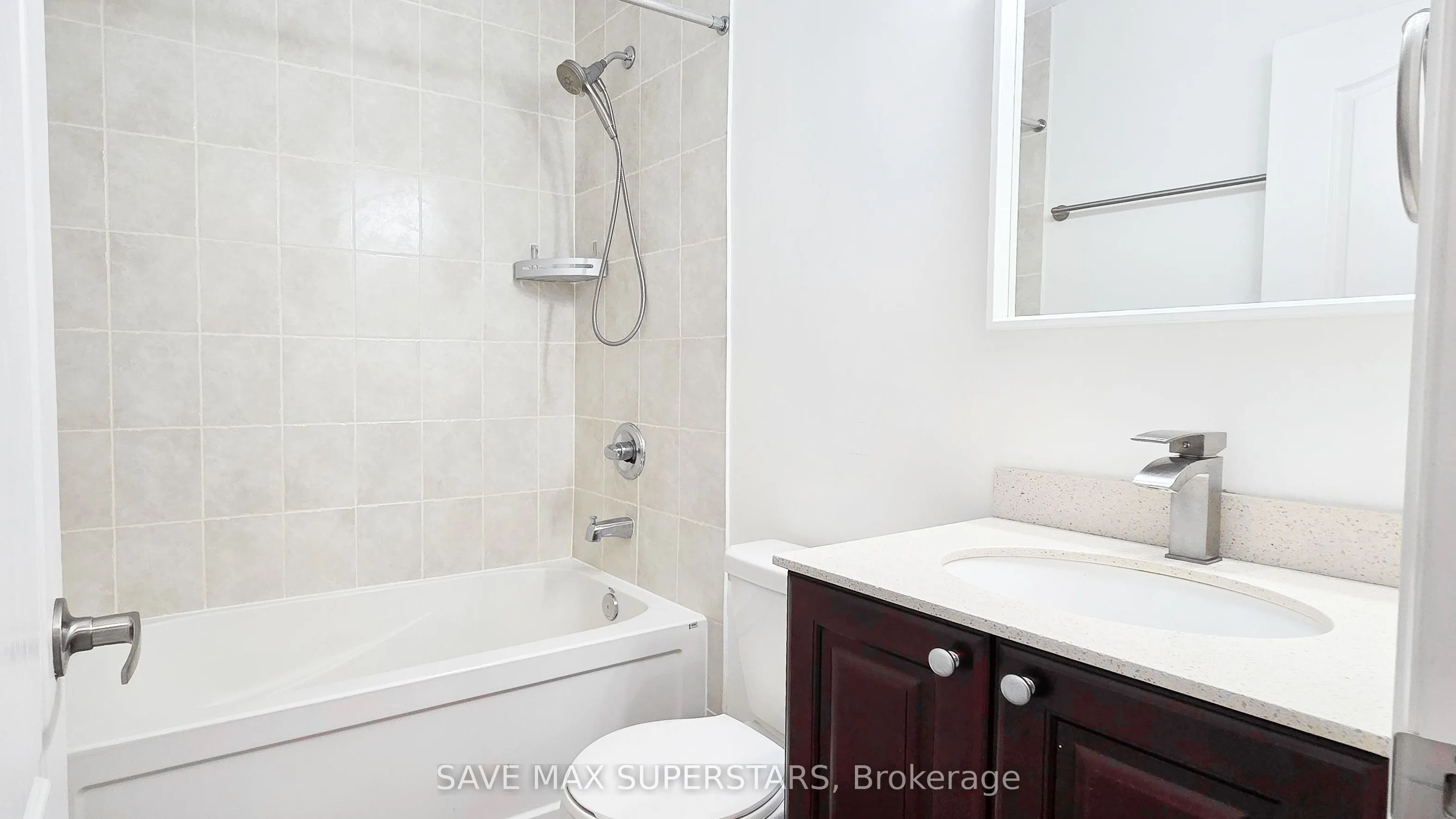 49 Ferndale Drive S, #5