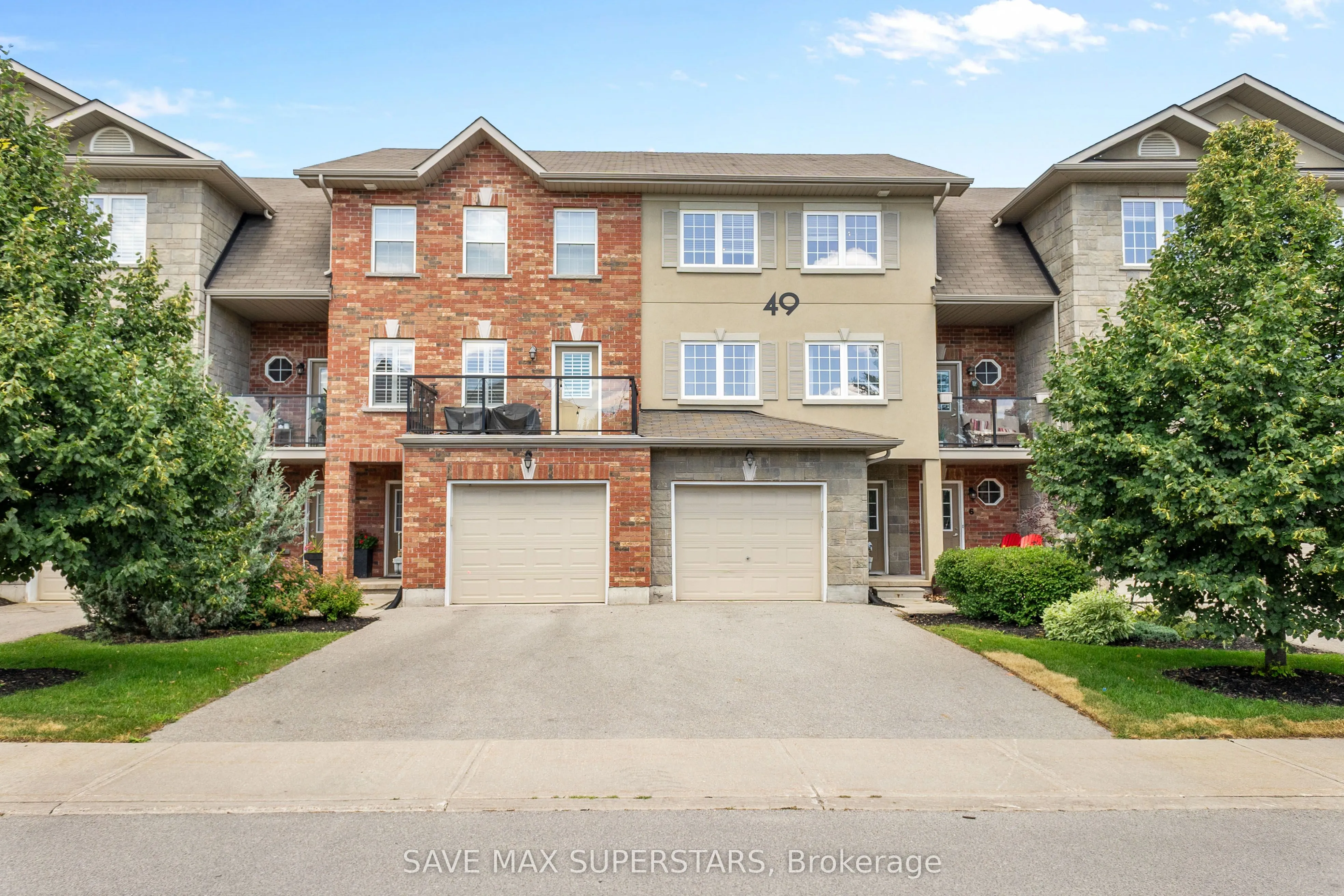 49 Ferndale Drive S, #5