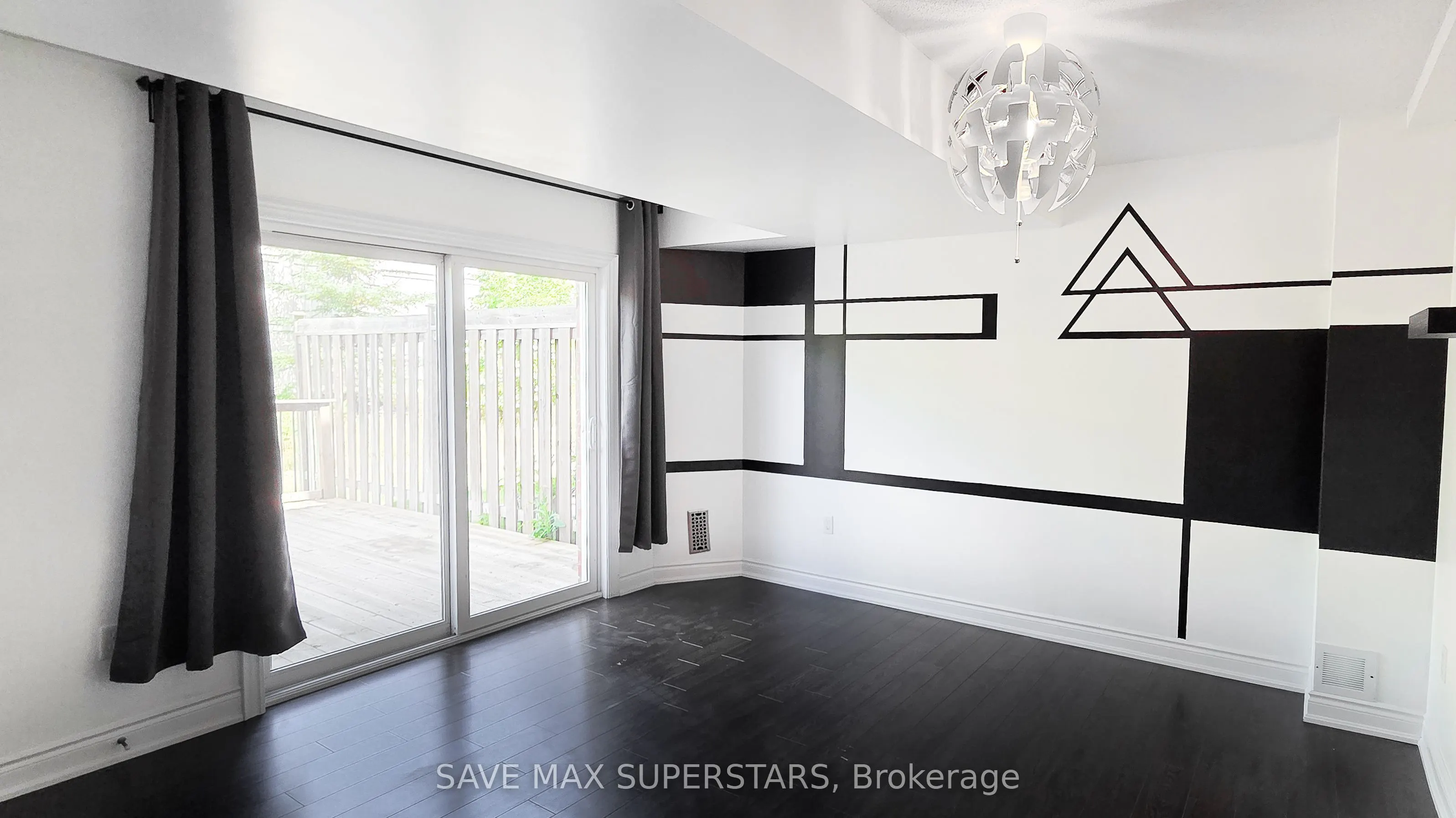 49 Ferndale Drive S, #5