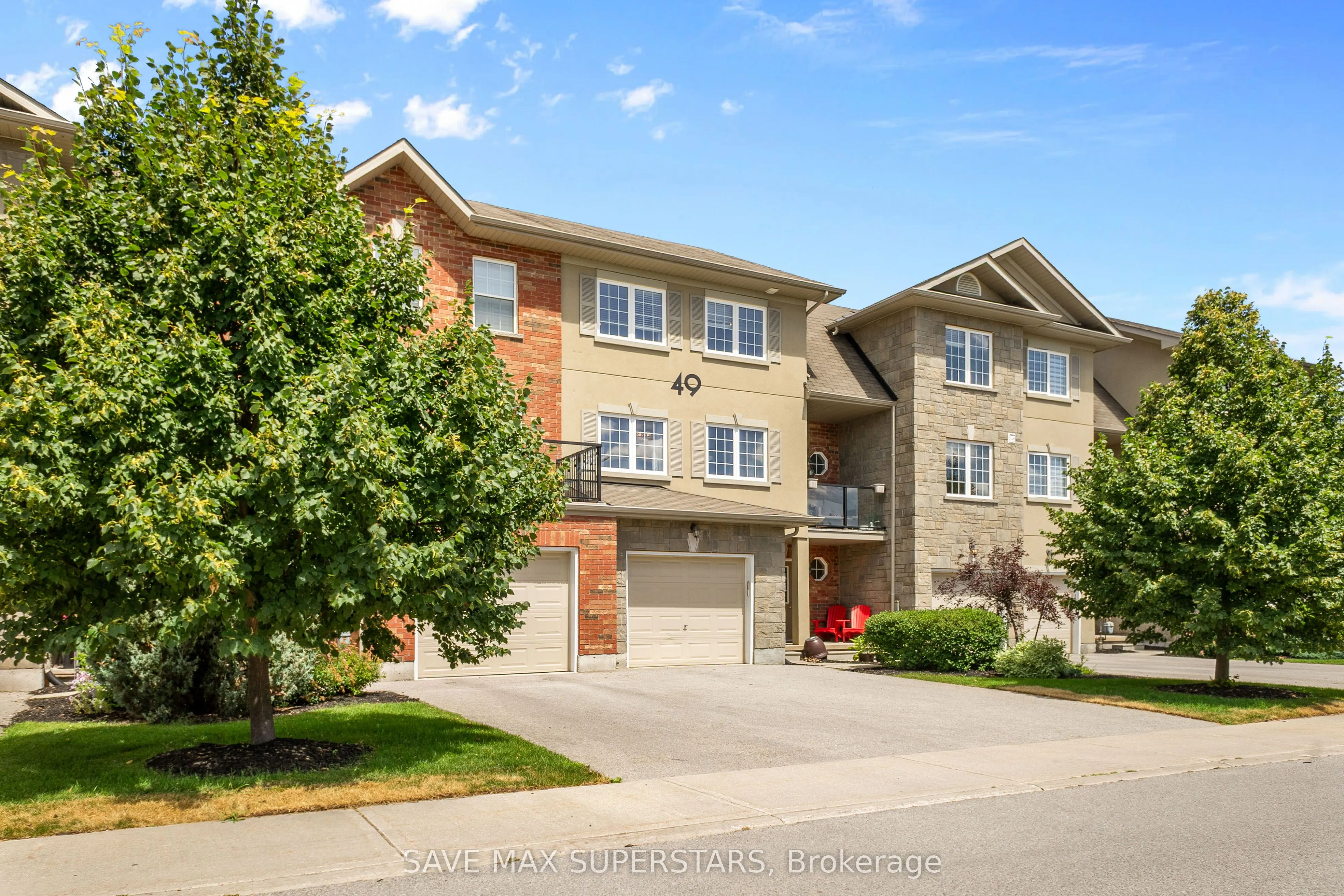 49 Ferndale Drive S, #5