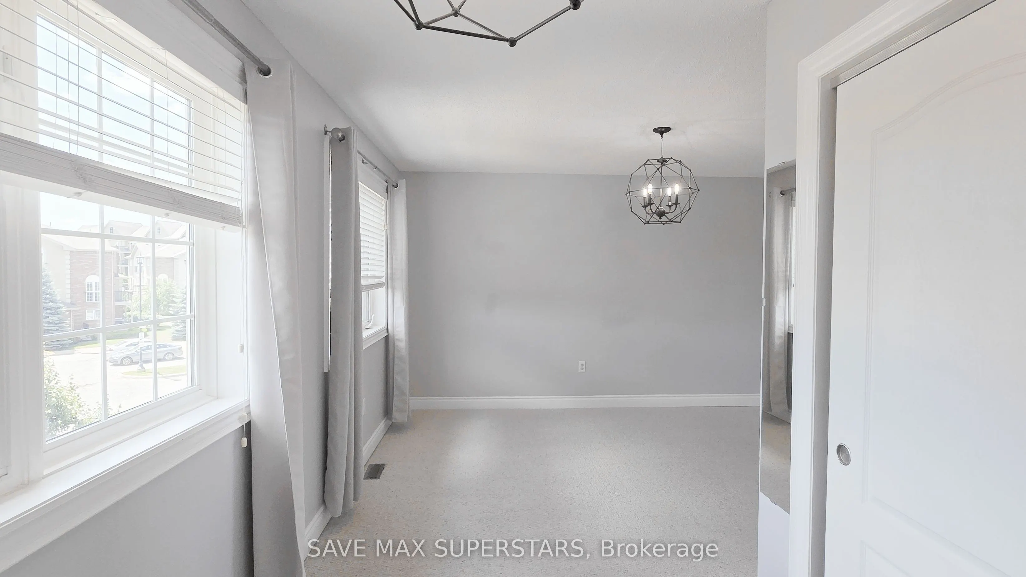 49 Ferndale Drive S, #5