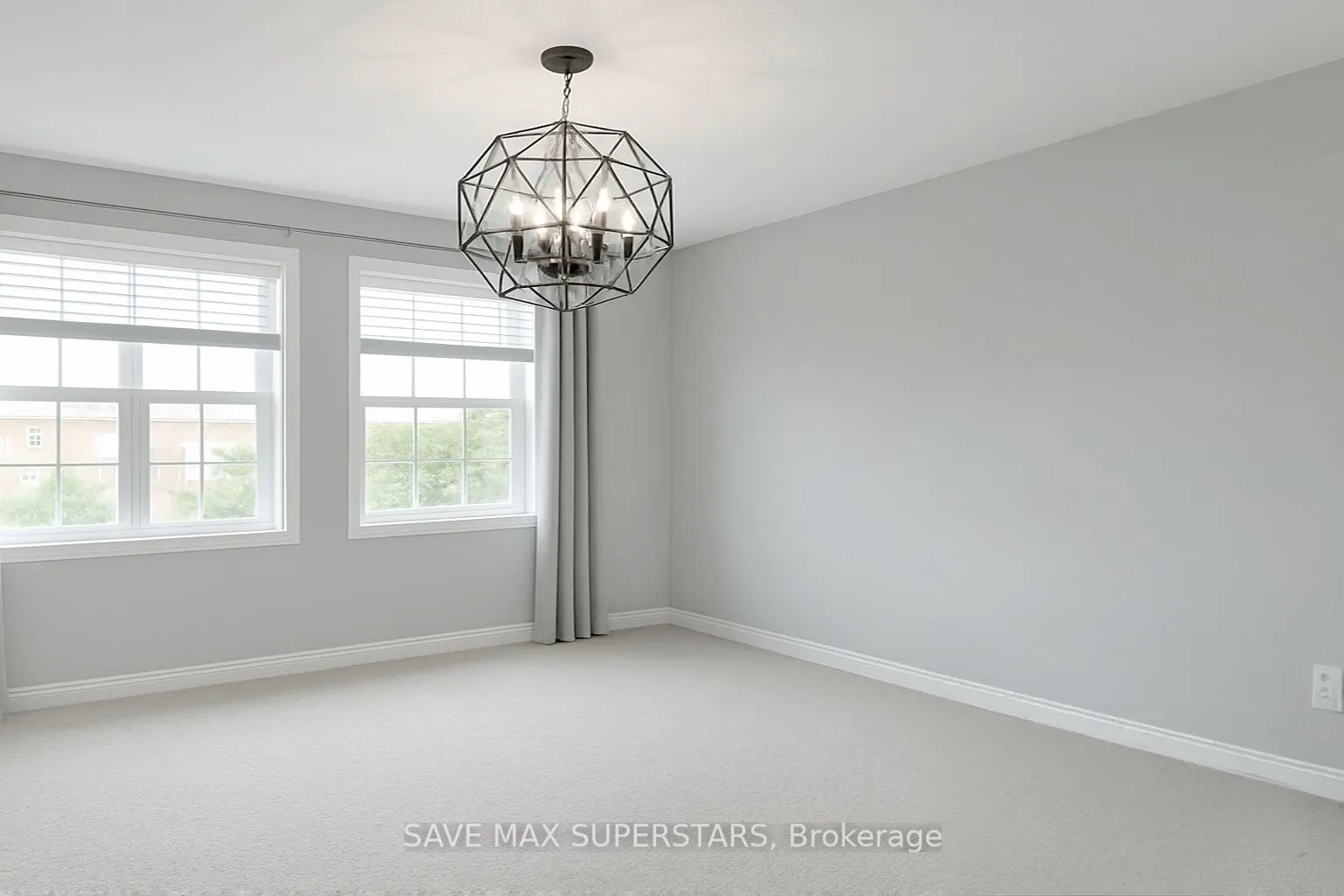 49 Ferndale Drive S, #5