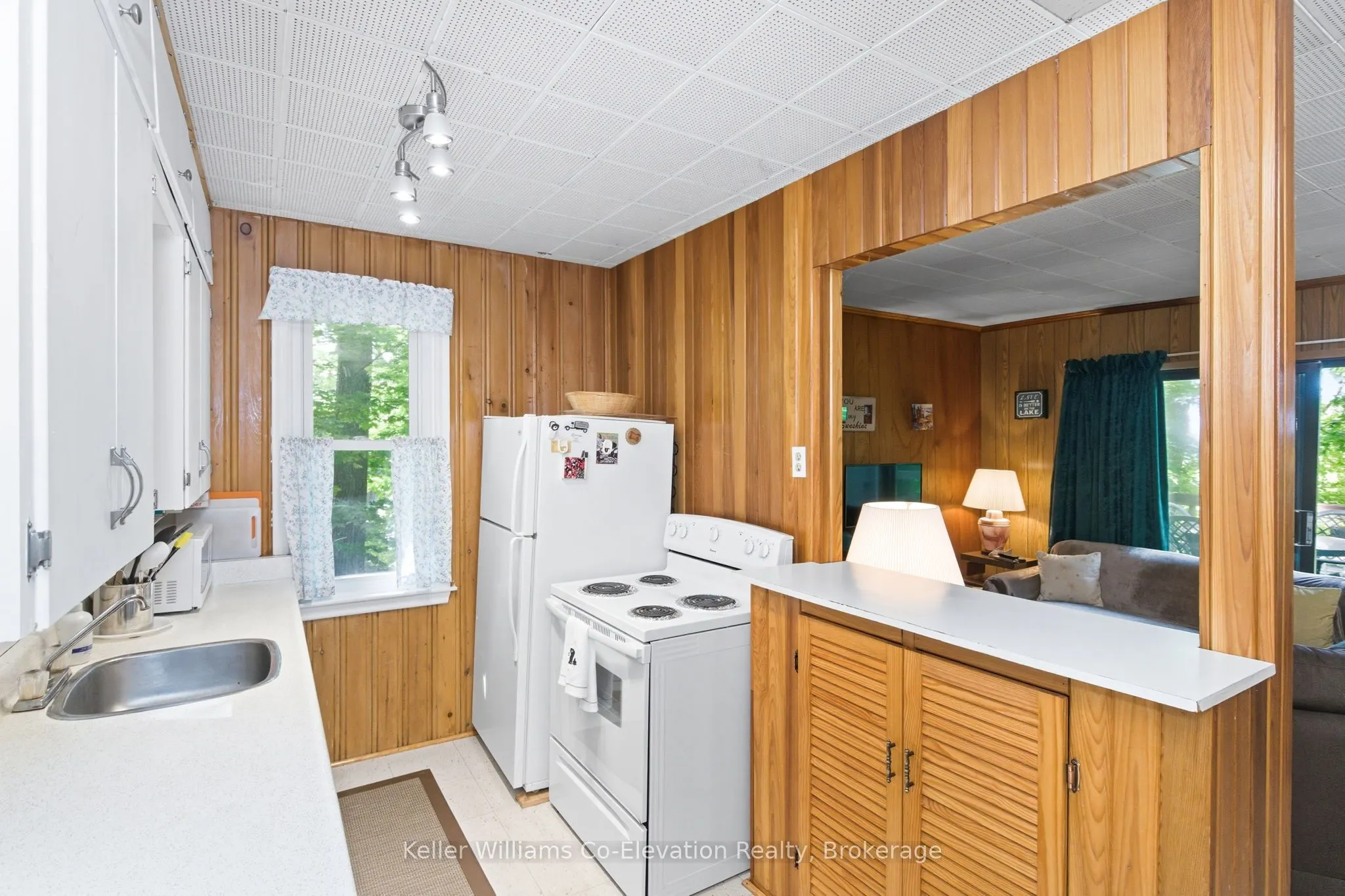 3 Crossingview Lane