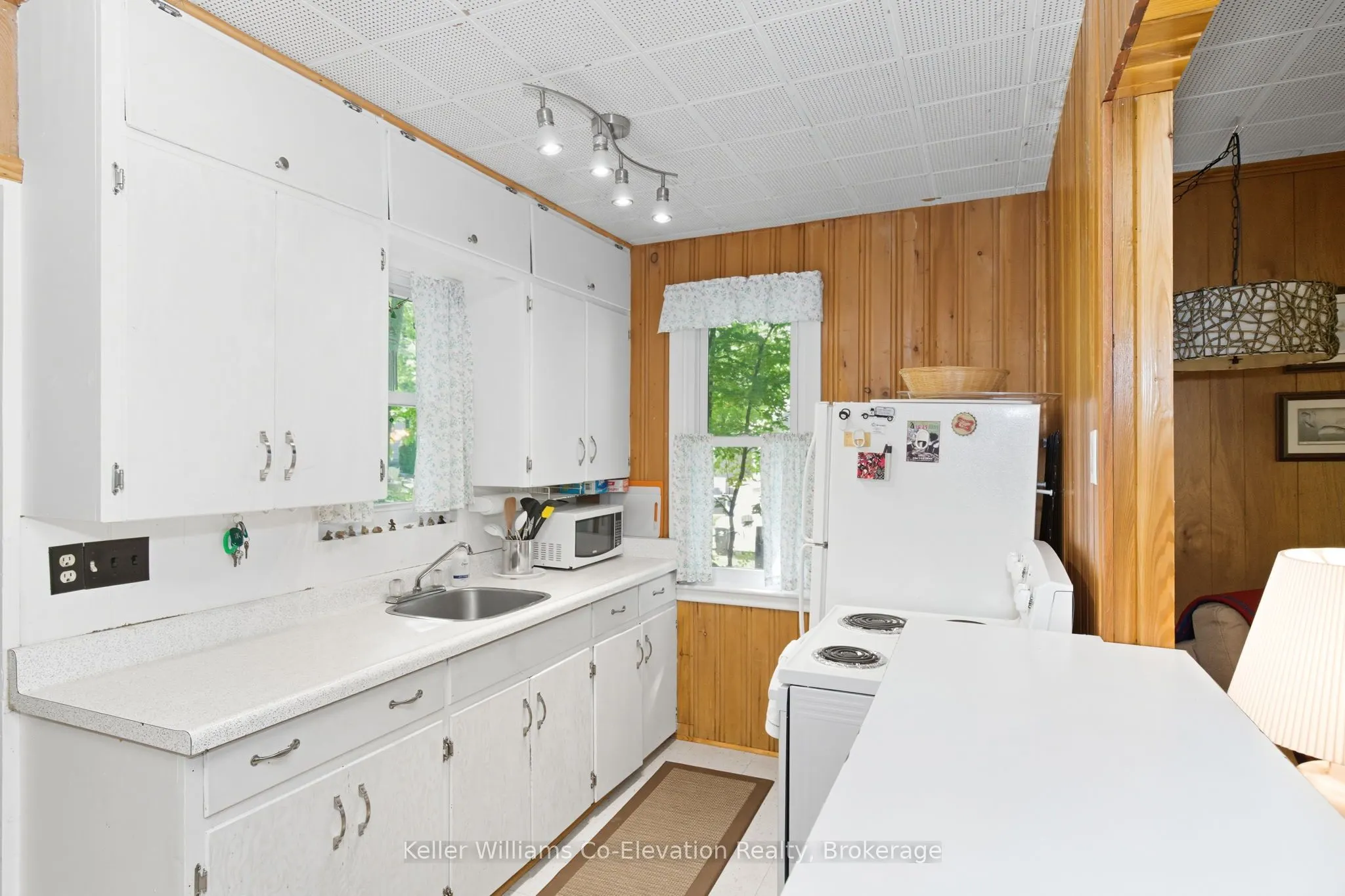 3 Crossingview Lane