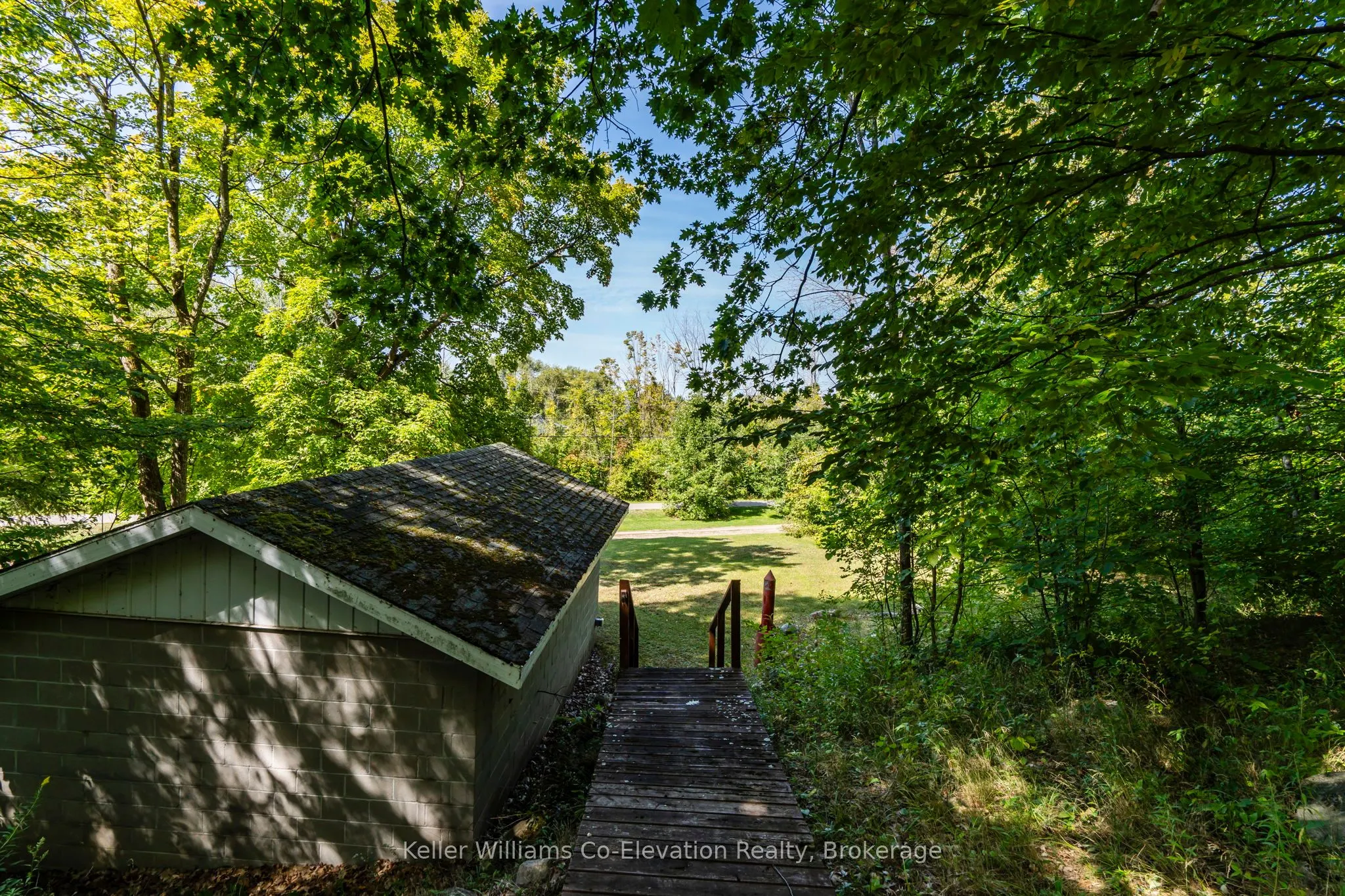 3 Crossingview Lane