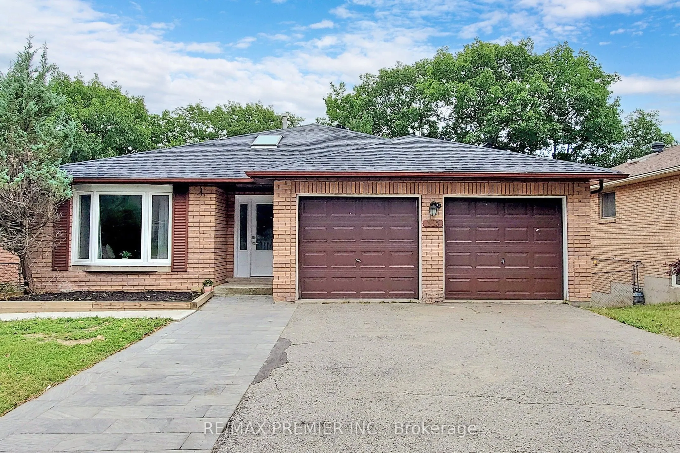 145 Fox Run