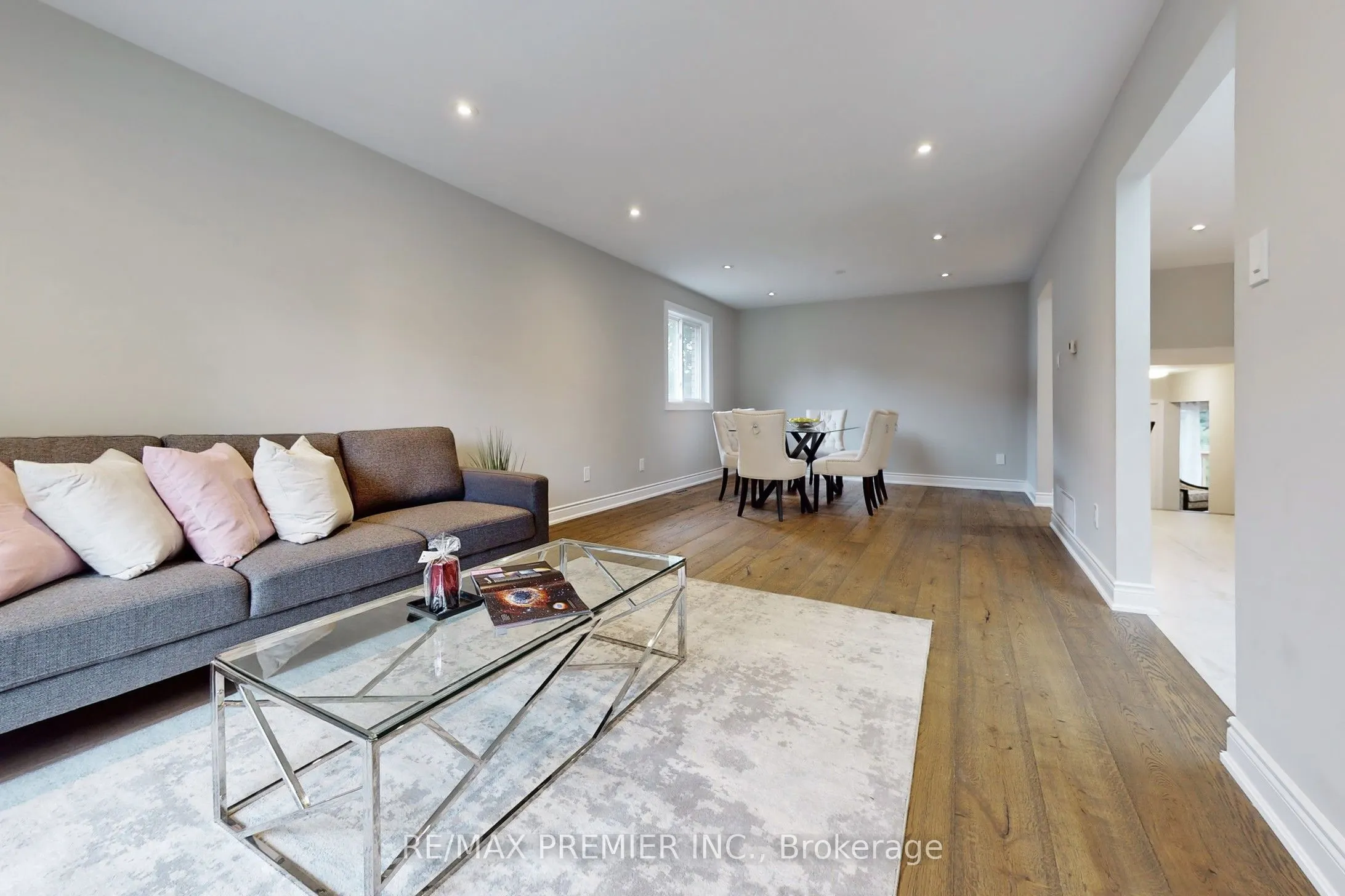 145 Fox Run