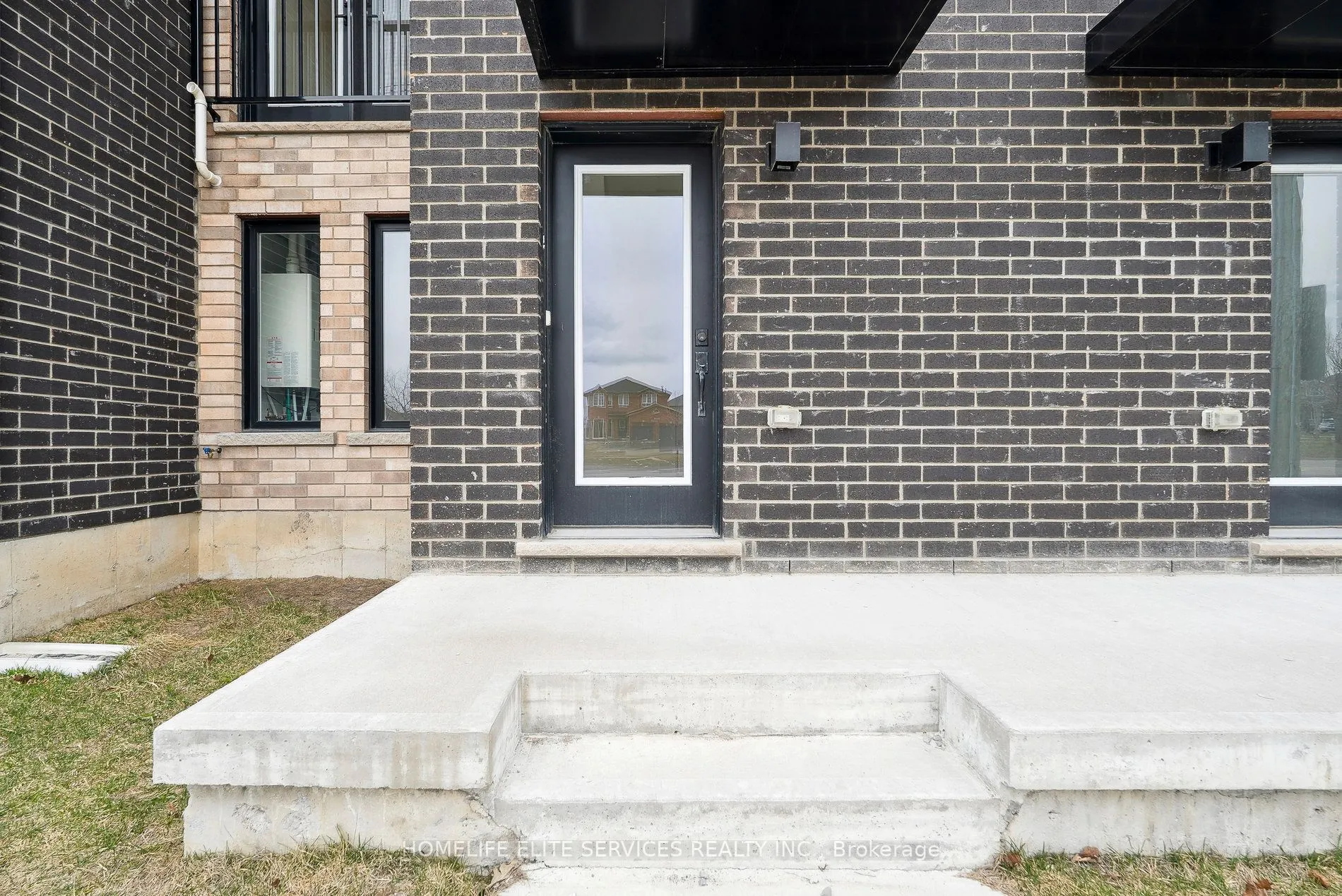 57 Fairlane Avenue