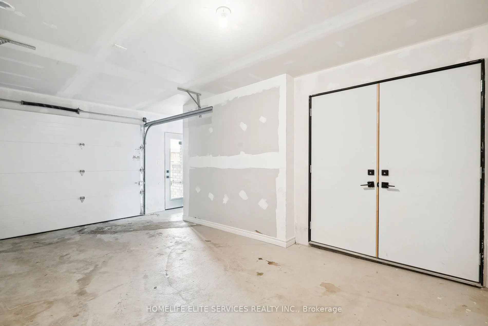 57 Fairlane Avenue