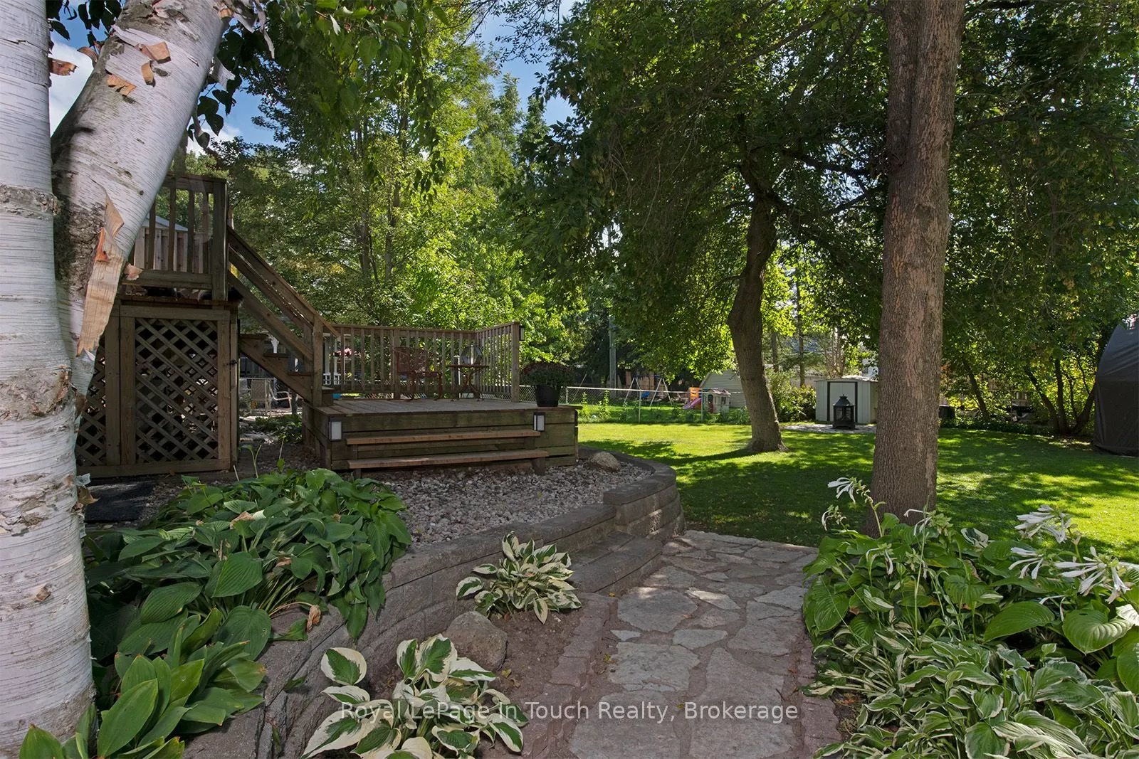 8 Cyril Martin Place