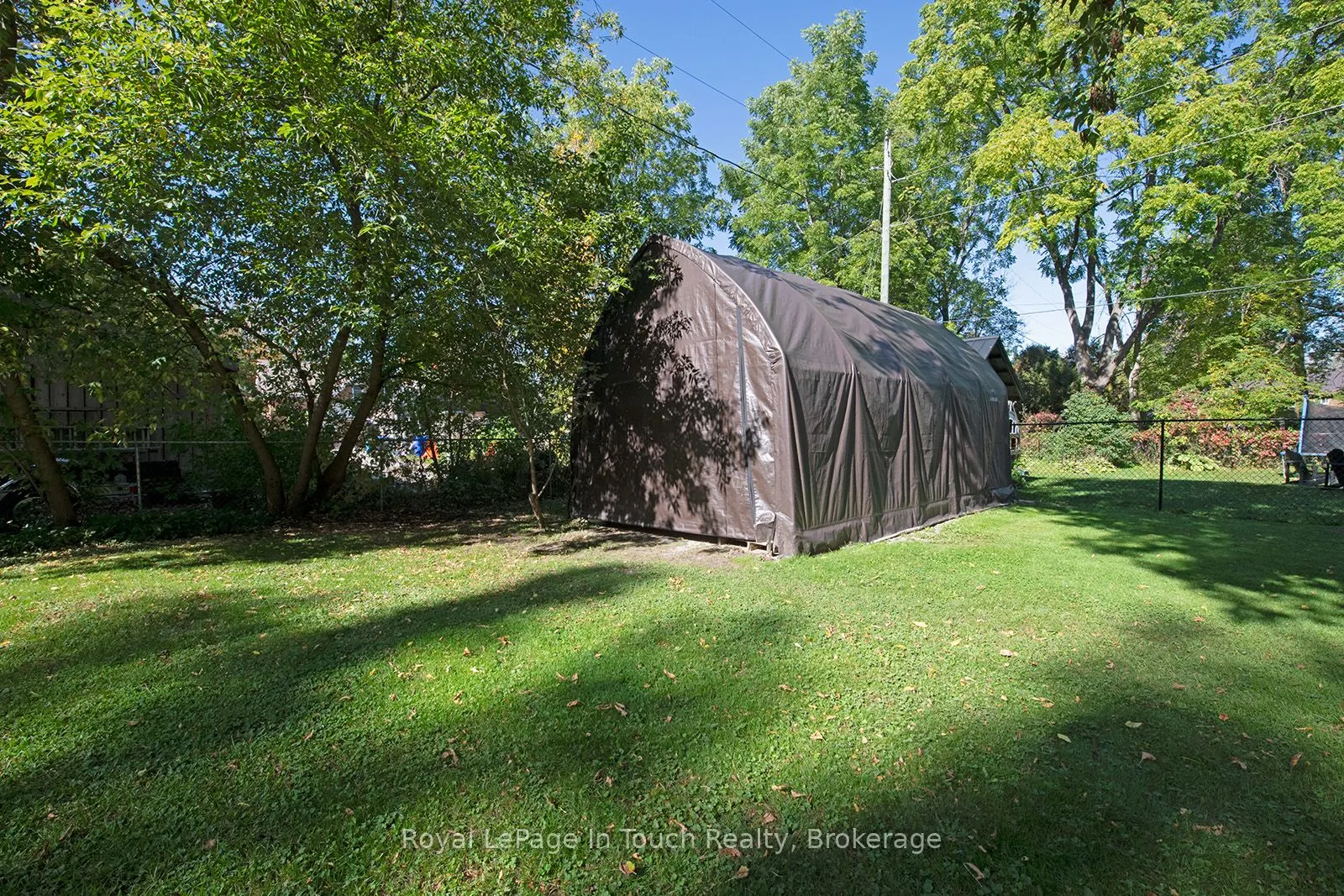 8 Cyril Martin Place