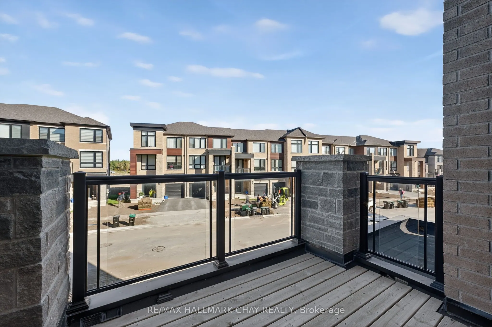 22 Blue Forest Crescent