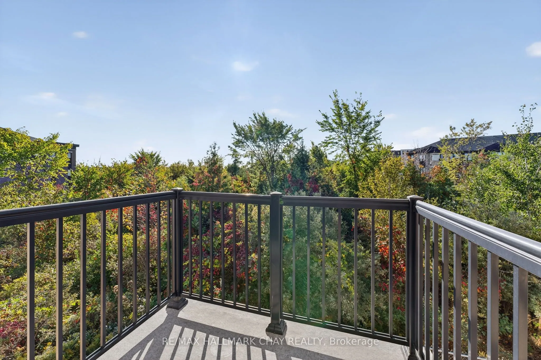 22 Blue Forest Crescent