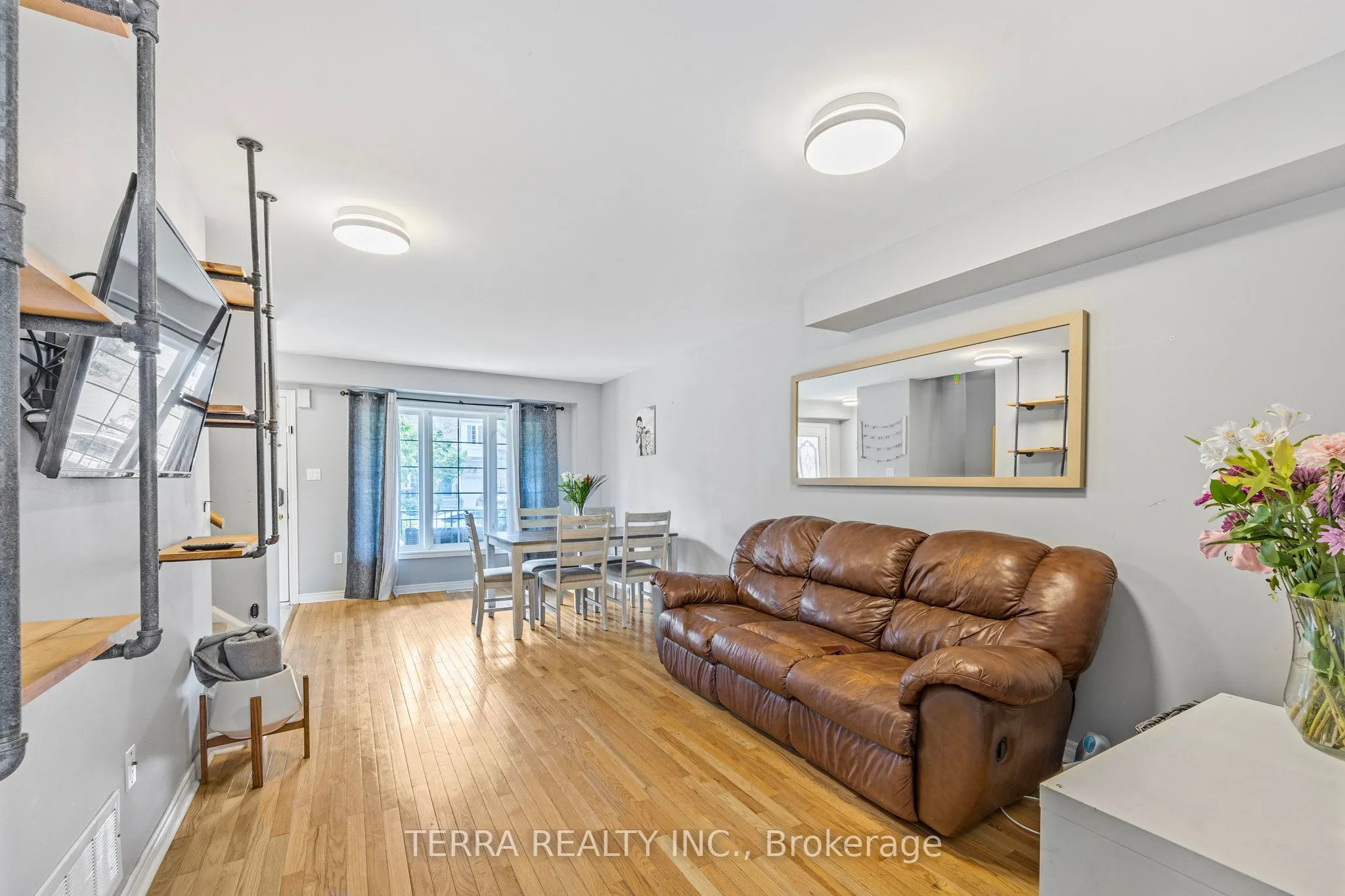 114 Thrushwood Drive