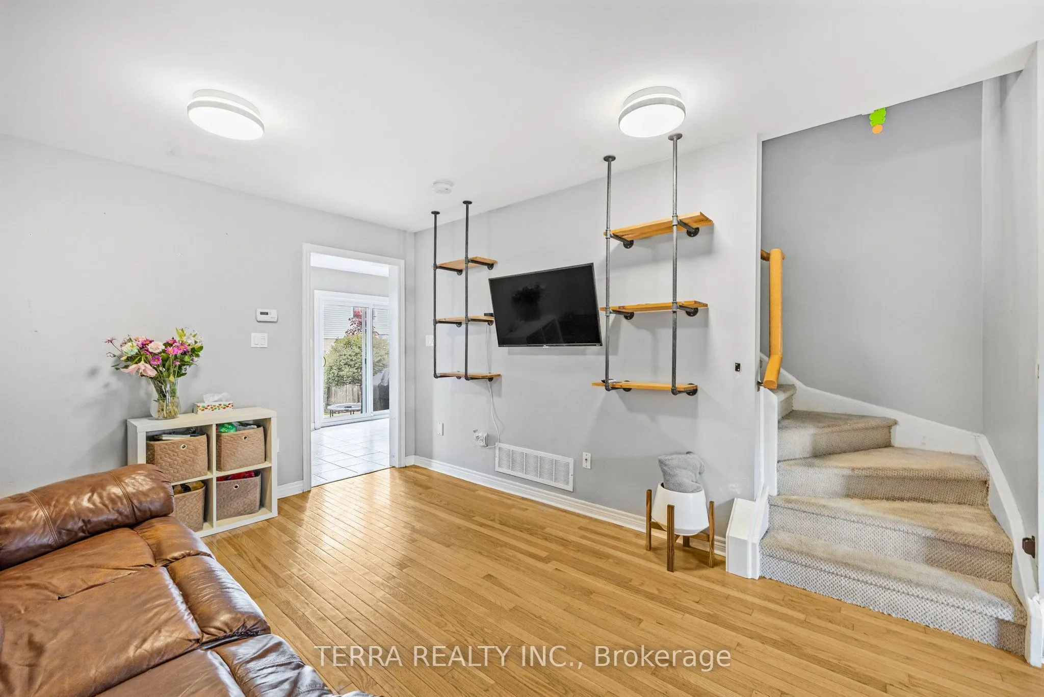 114 Thrushwood Drive
