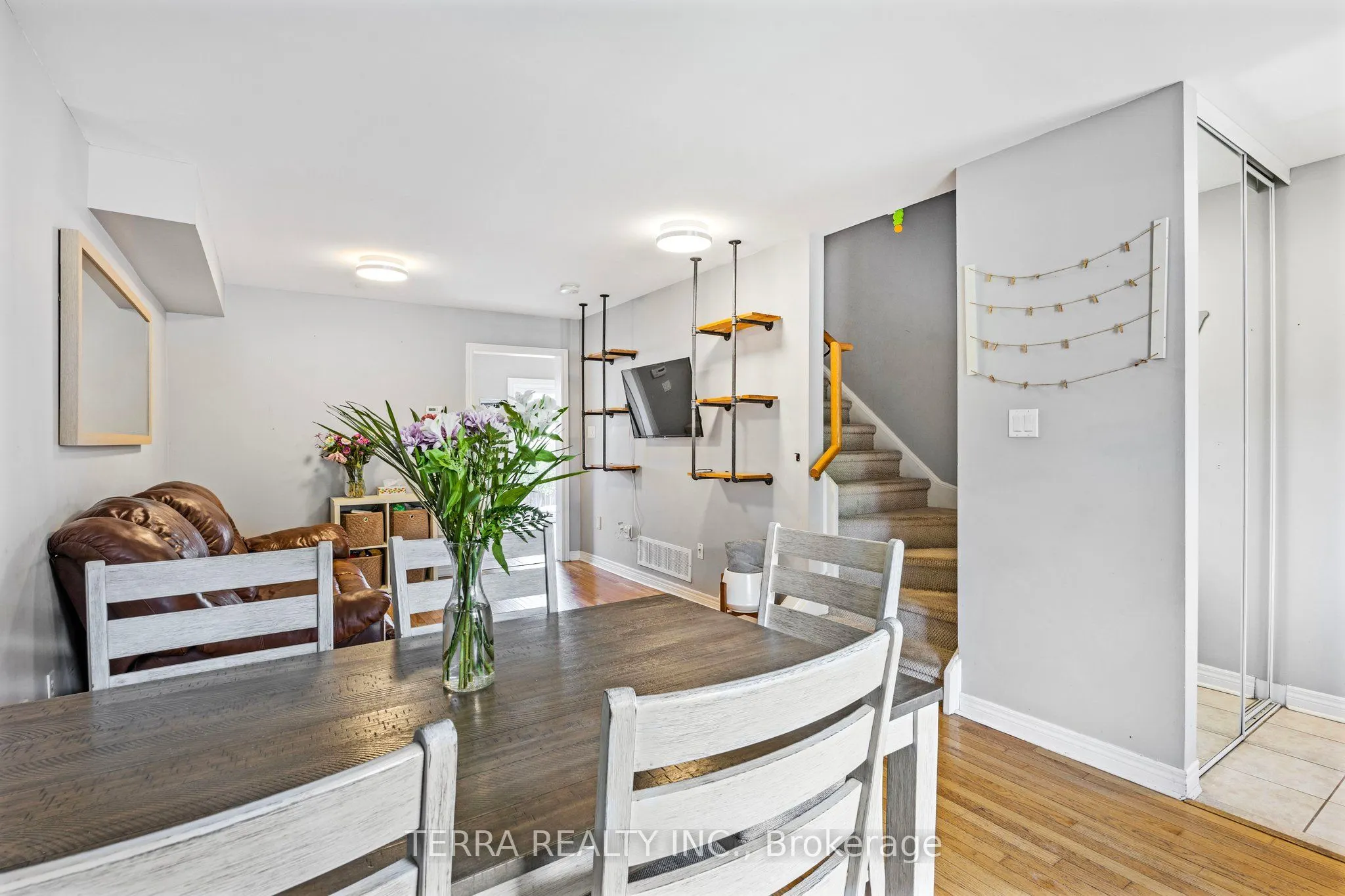 114 Thrushwood Drive