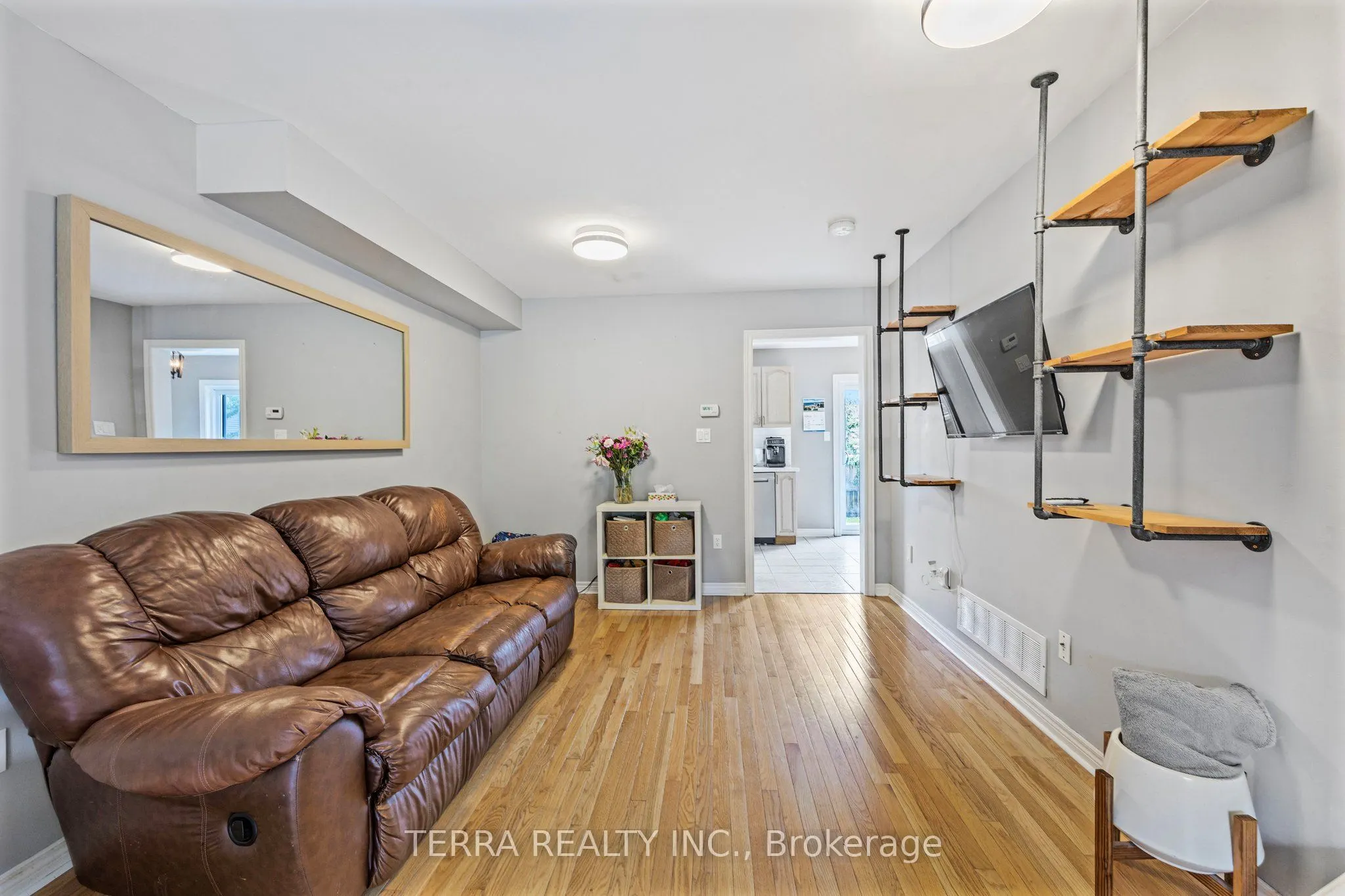 114 Thrushwood Drive