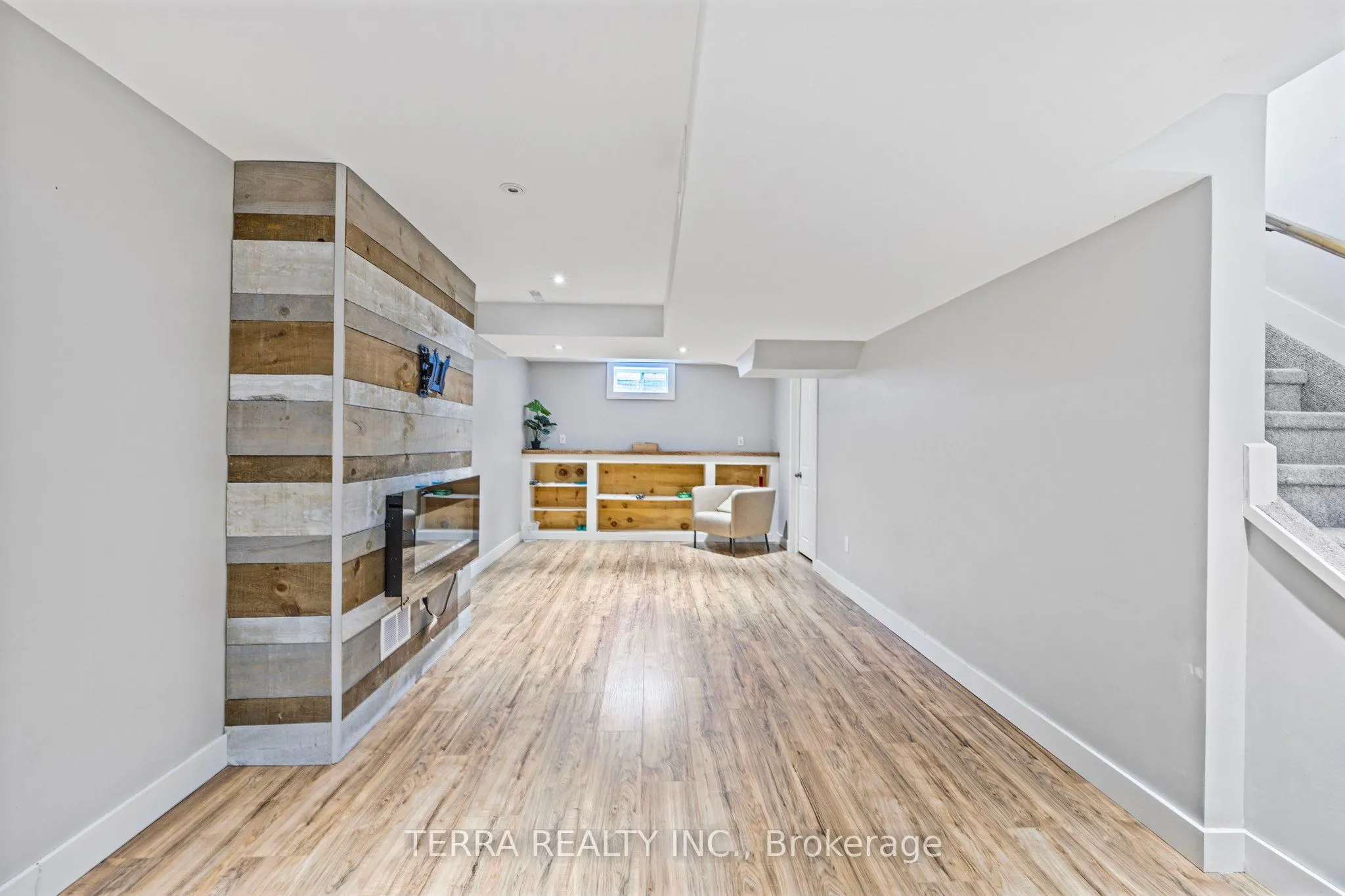 114 Thrushwood Drive