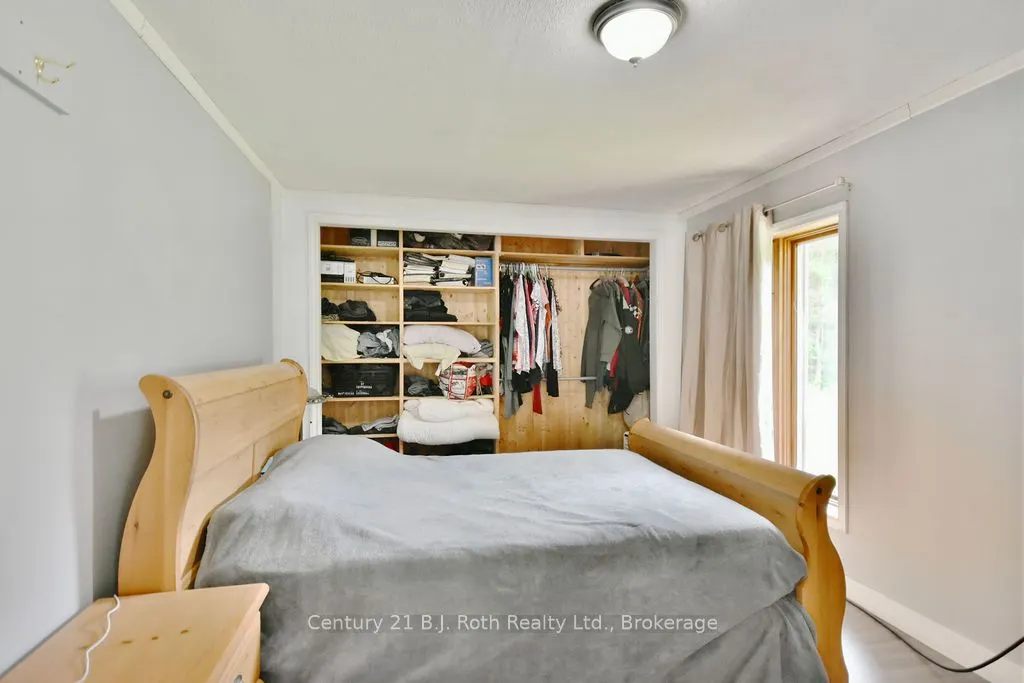 2286 Flos Ten Road E
