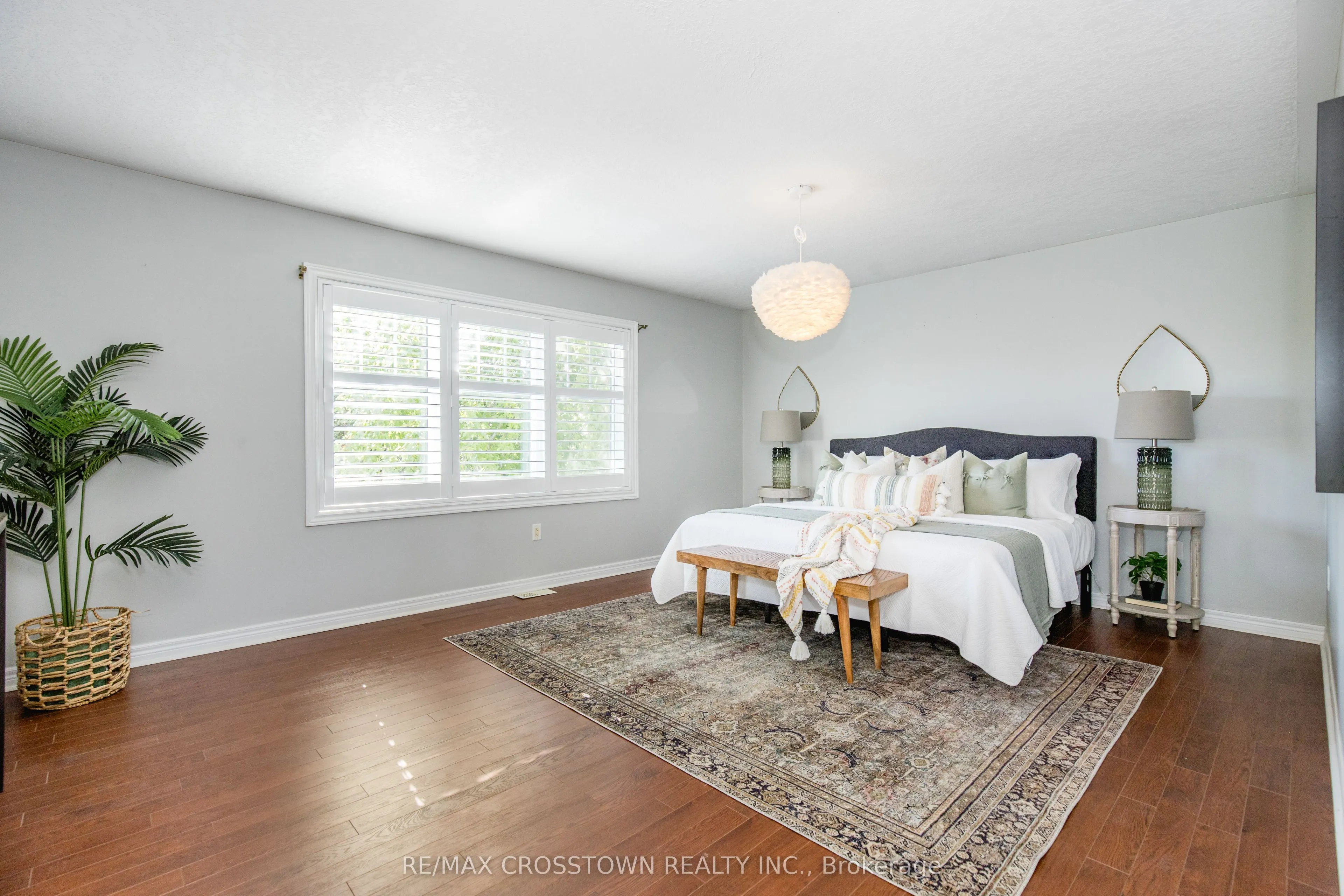 62 Windsor Crescent